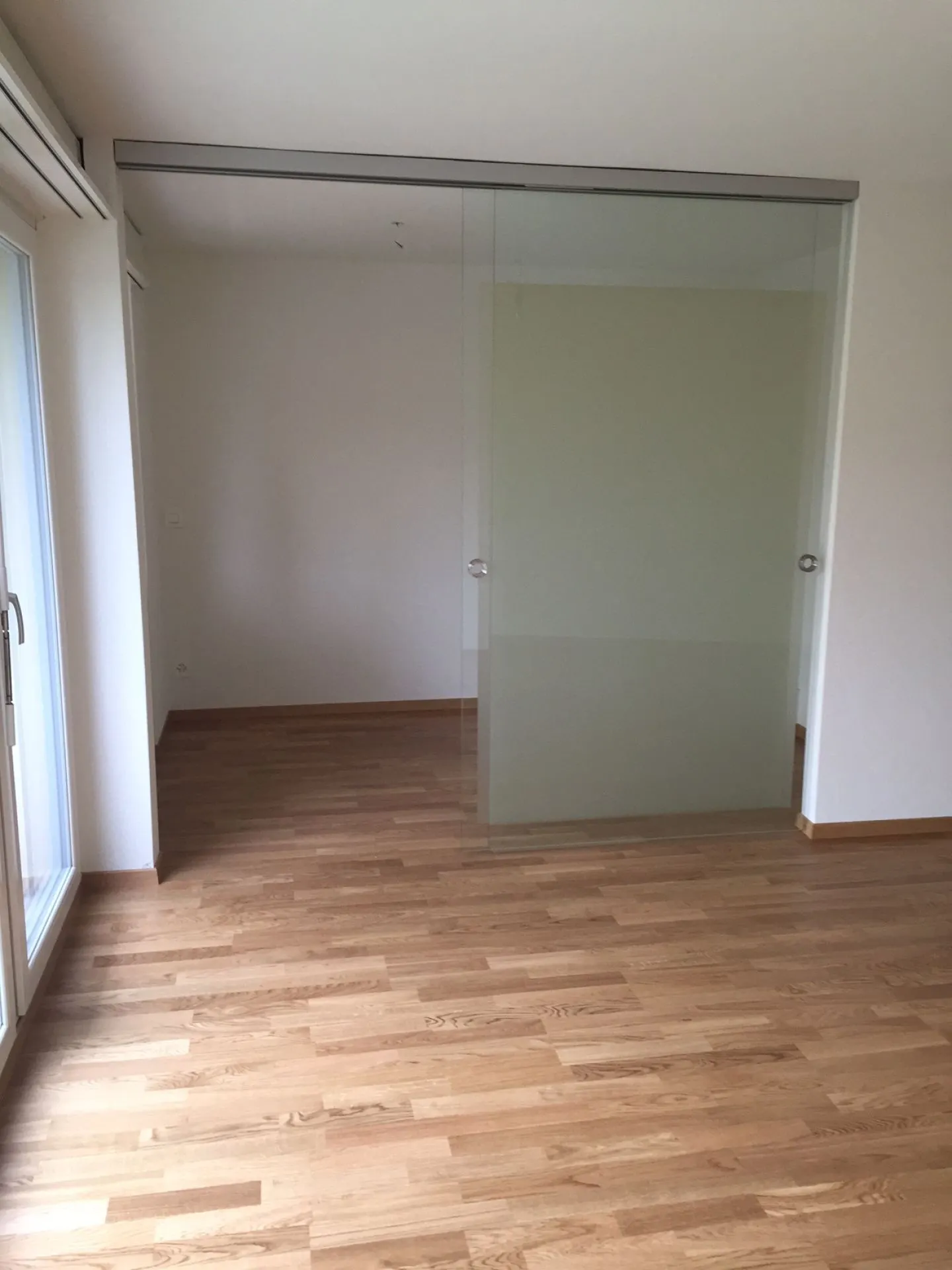 Appartement SIMPLE confortable - Photo 4 sur 6