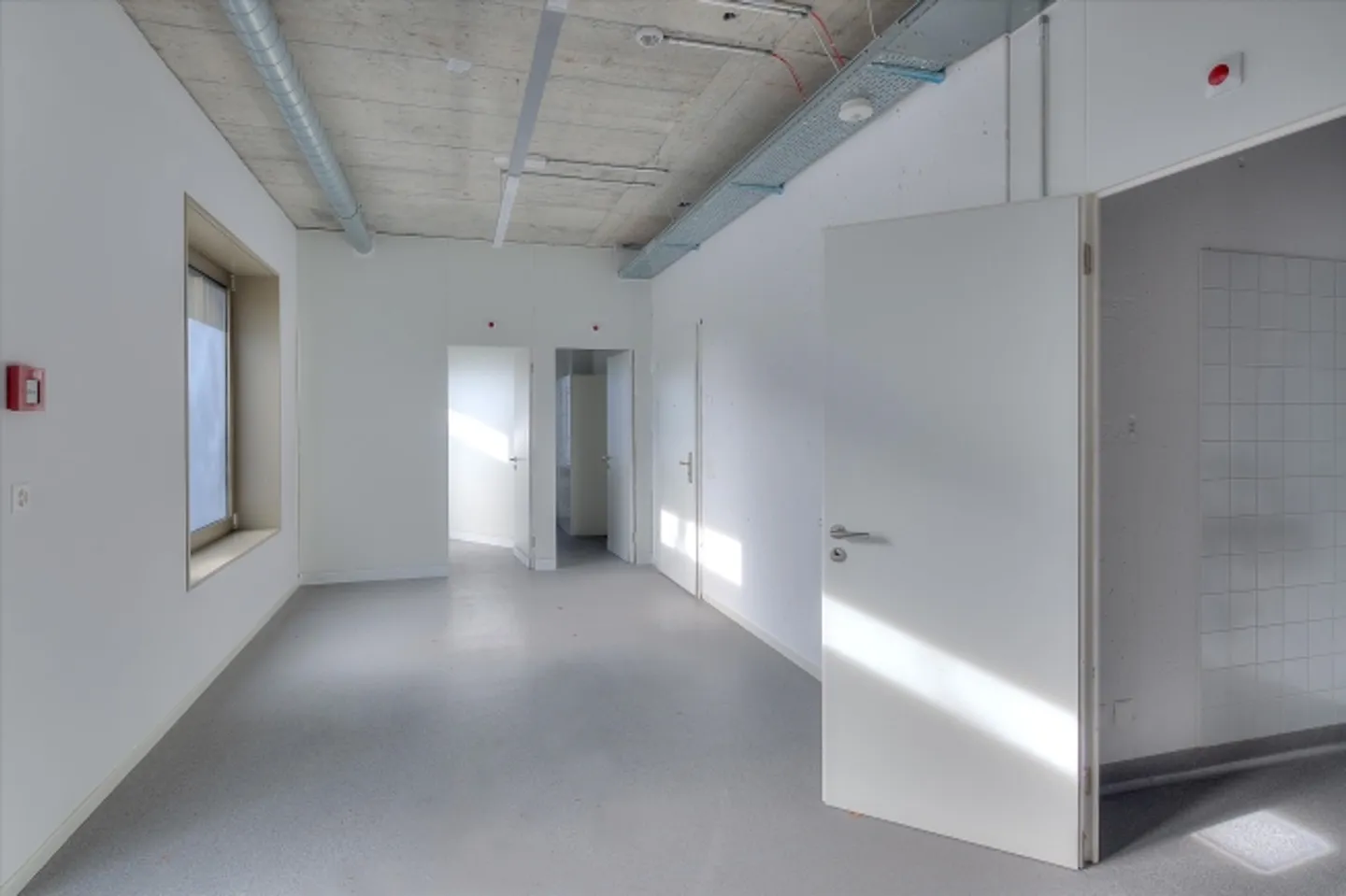 Immeuble mixte à louer - Photo 8 sur 8