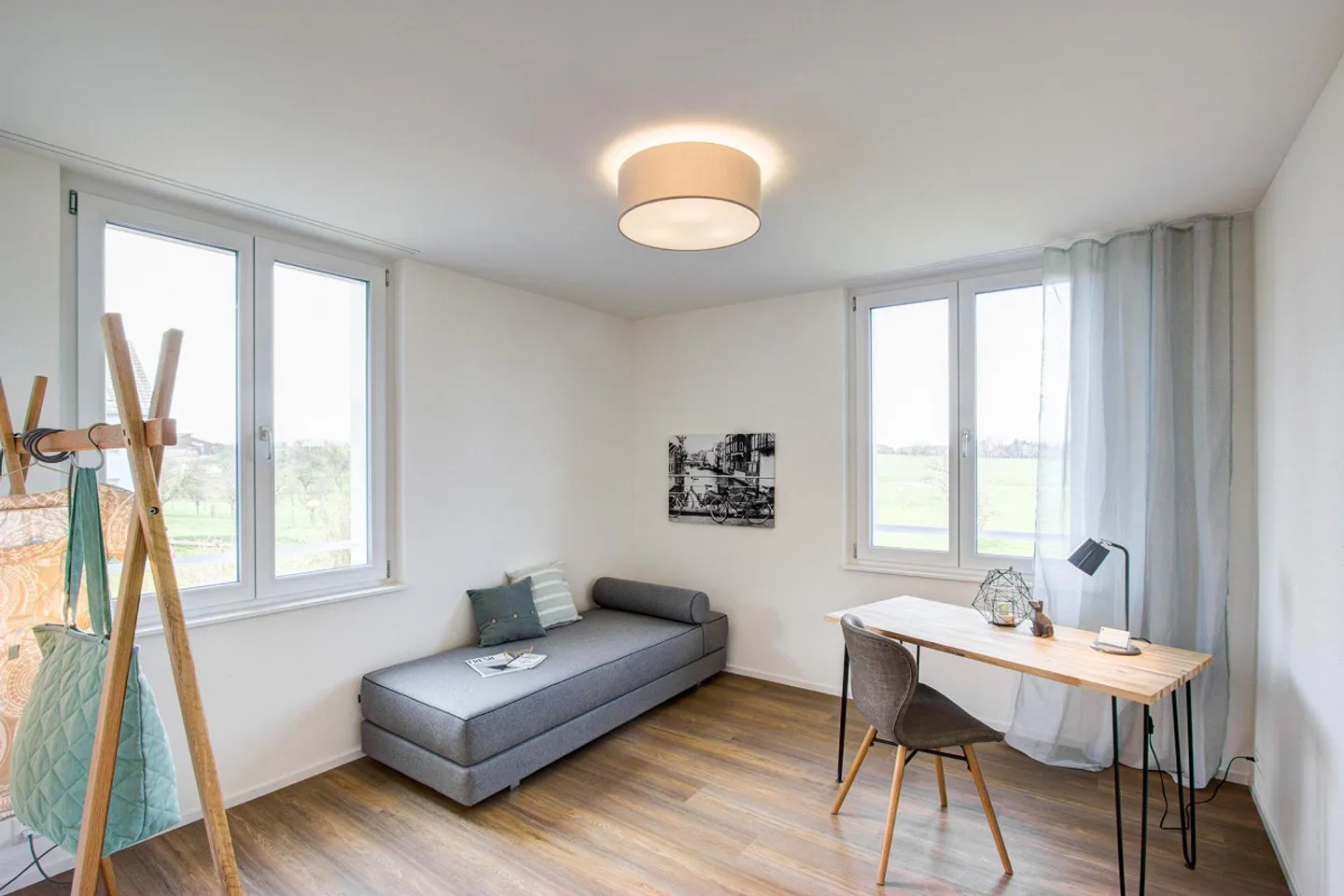 Ampio appartamento al piano terra in una posizione tranquilla - Foto 3 di 7