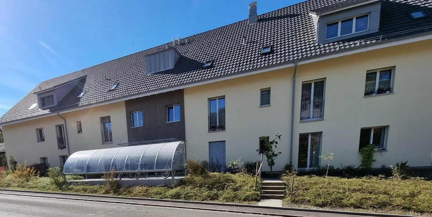 Moderne Wohnung mit Balkon - Foto 1 von 10