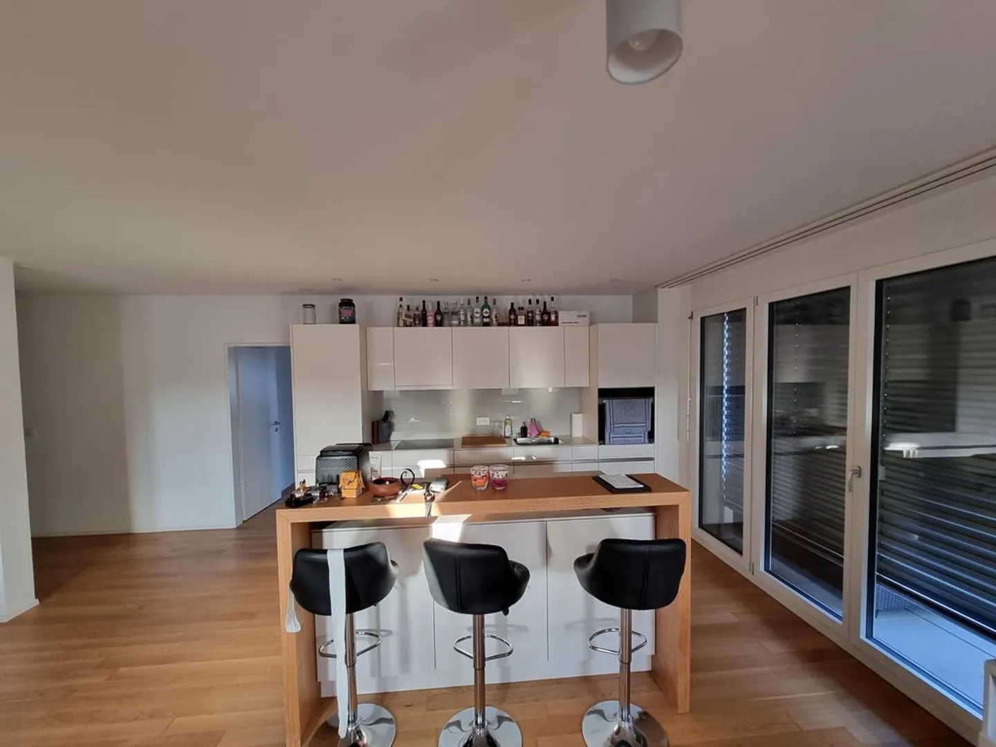 Moderne Wohnung mit Balkon - Foto 2 von 10
