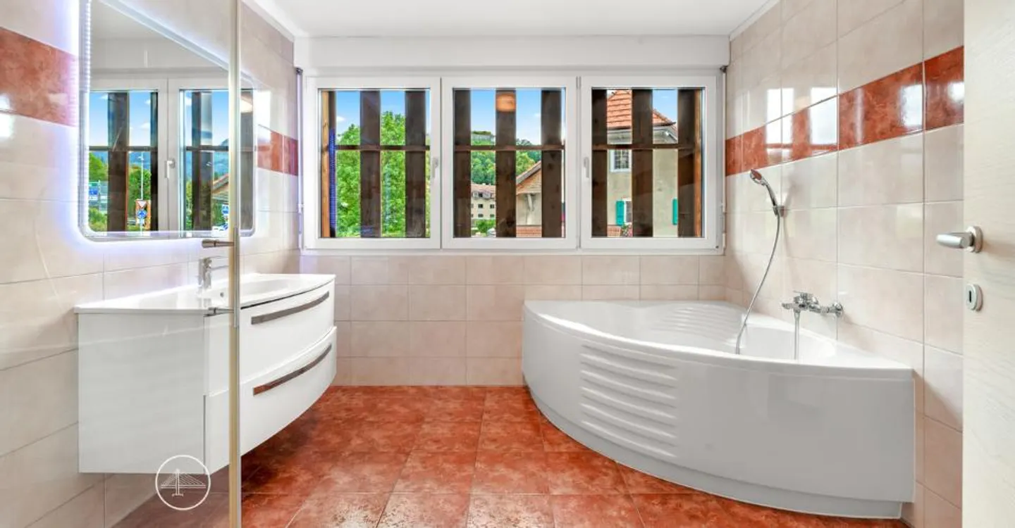 Grand Appartement avec Vue Château - Photo 11 sur 13