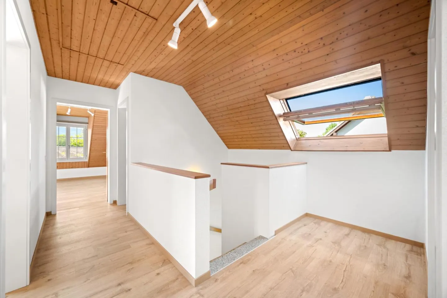 Magnifica villa di 6,5 stanze a Commugny - Foto 9 di 13