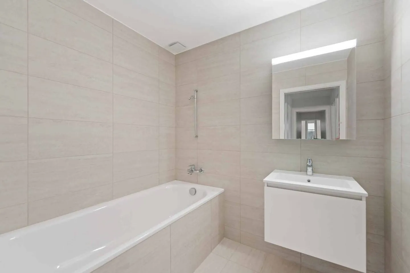 Penthouse mit 95 m2 Terrasse - Foto 8 von 10