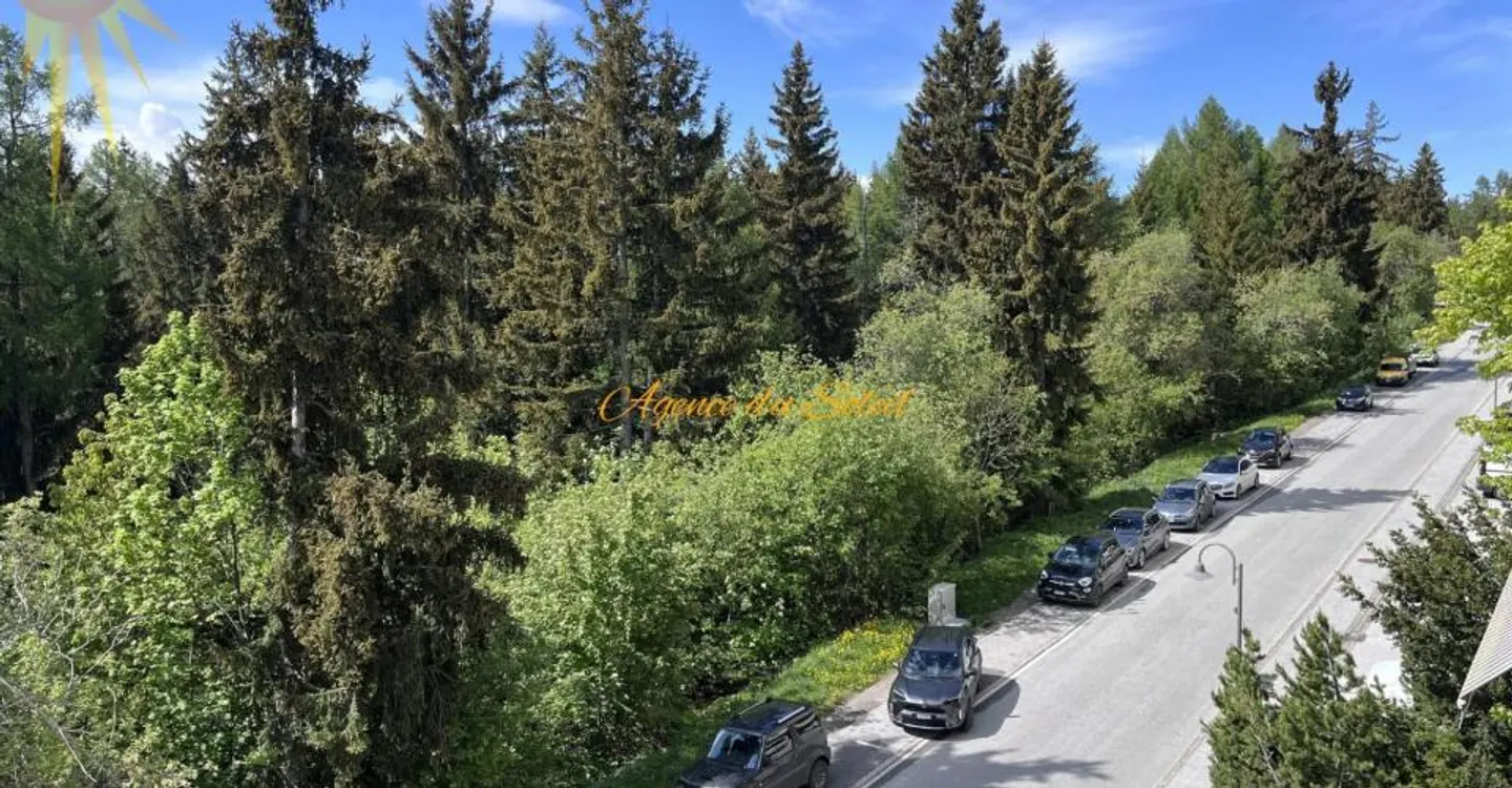 Charming Apartment in Crans - Photo 5 of 9
