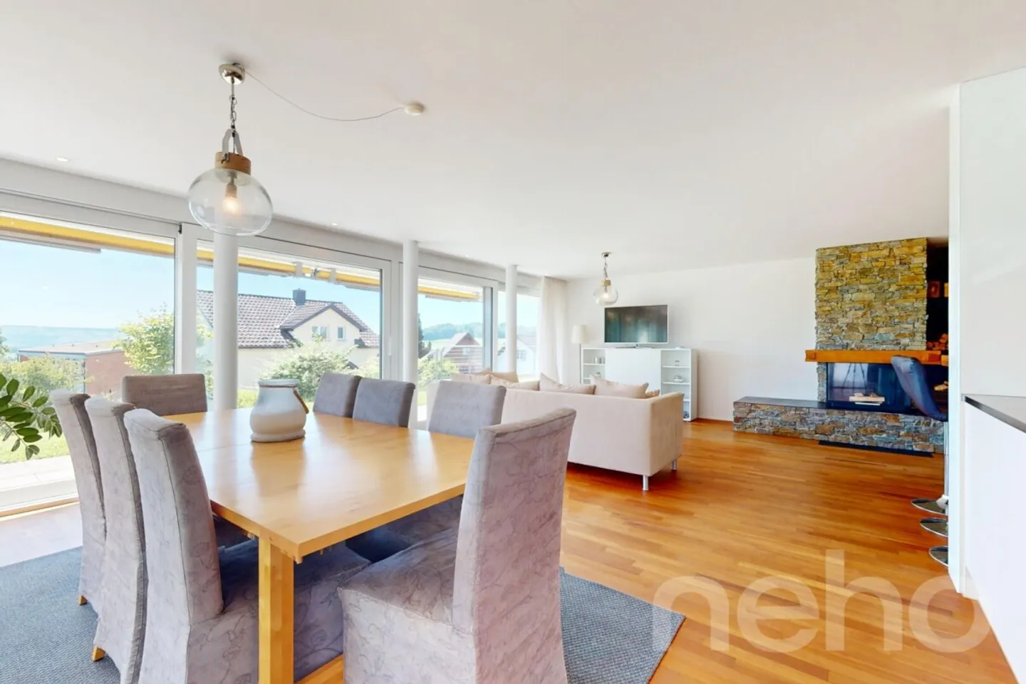 Stepped apartment for sale - Photo 3 of 13