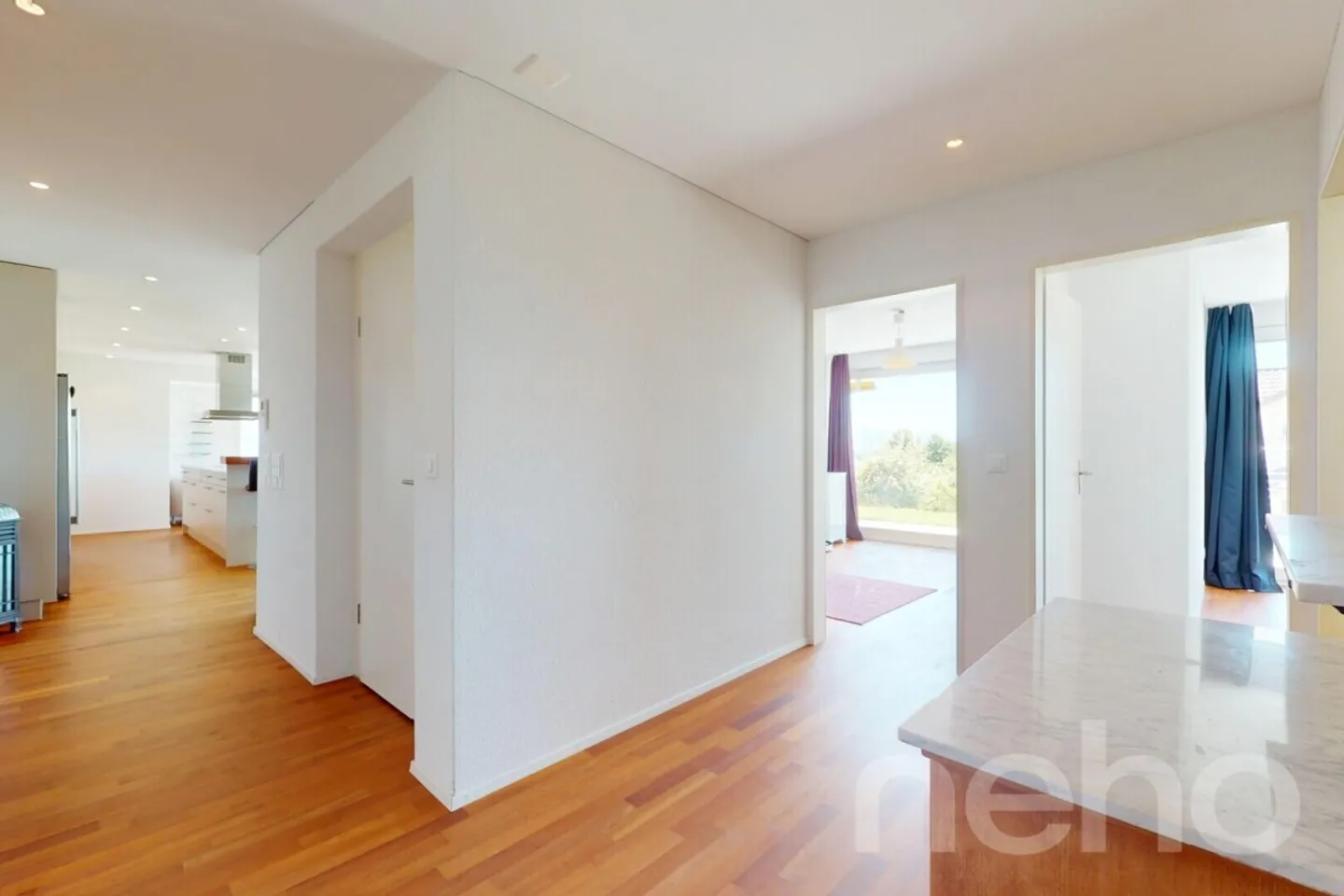 Stepped apartment for sale - Photo 5 of 13