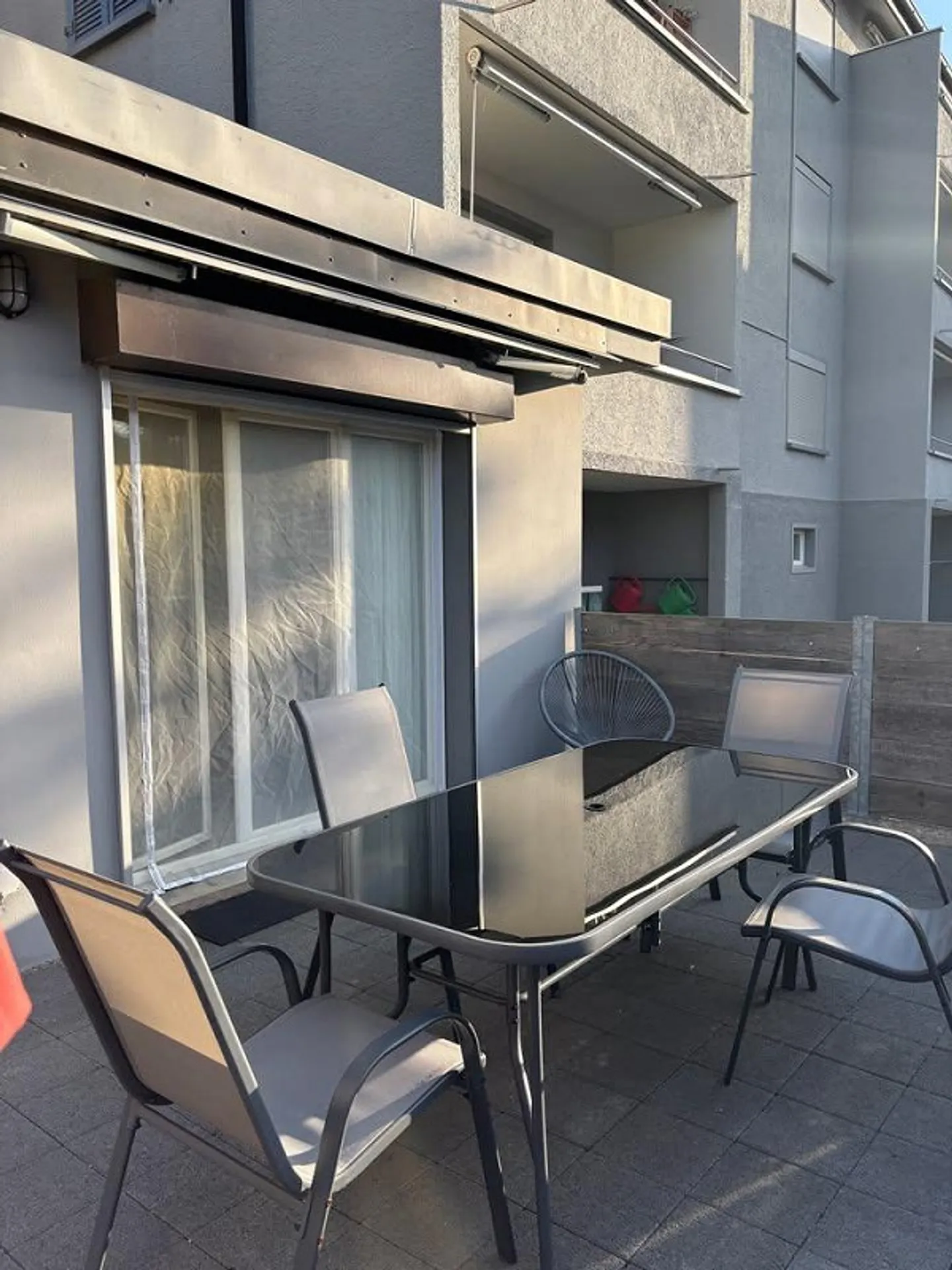 Spacious 2-room apartment with terrace in La Coudre, Neuchâtel - Photo 17 of 20