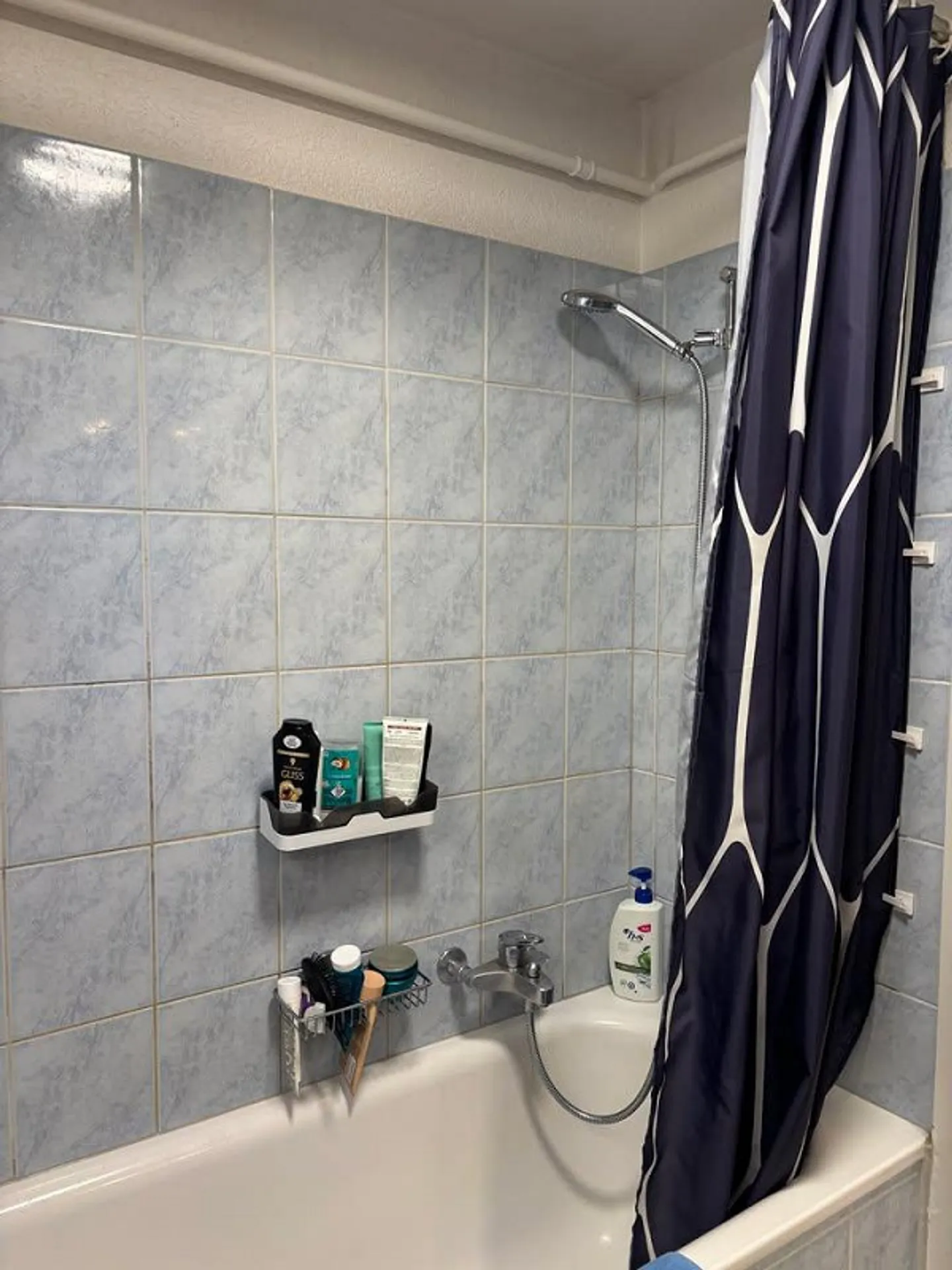 Spacious 2-room apartment with terrace in La Coudre, Neuchâtel - Photo 6 of 20