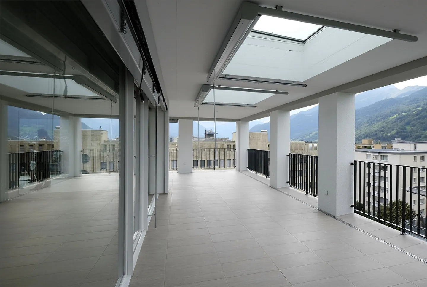 Appartamento attico esclusivo 4.5 locali al 6° piano - Foto 5 di 8