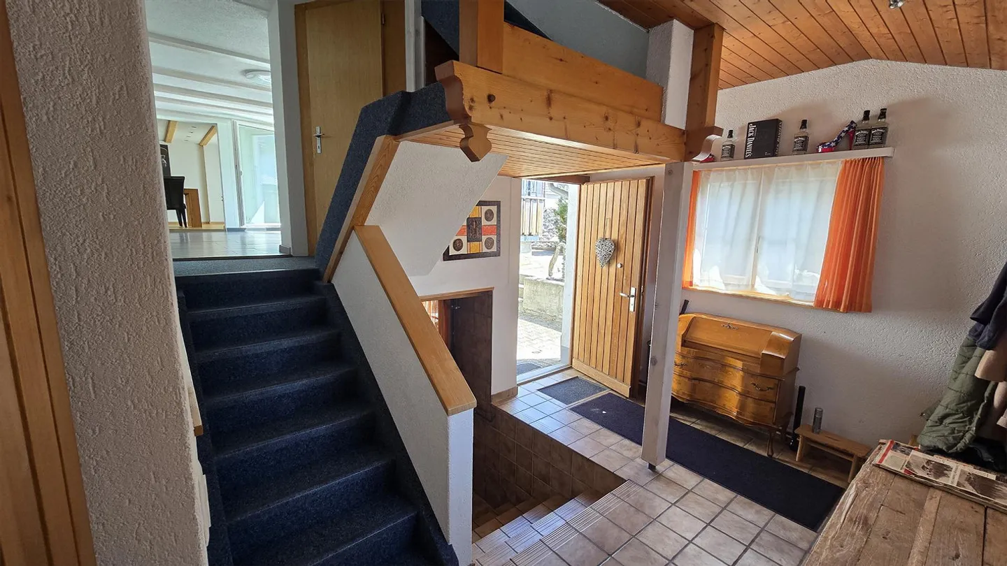 Maison individuelle de 5 pièces – Vivre au cœur du village de Bönigen - Photo 4 sur 21