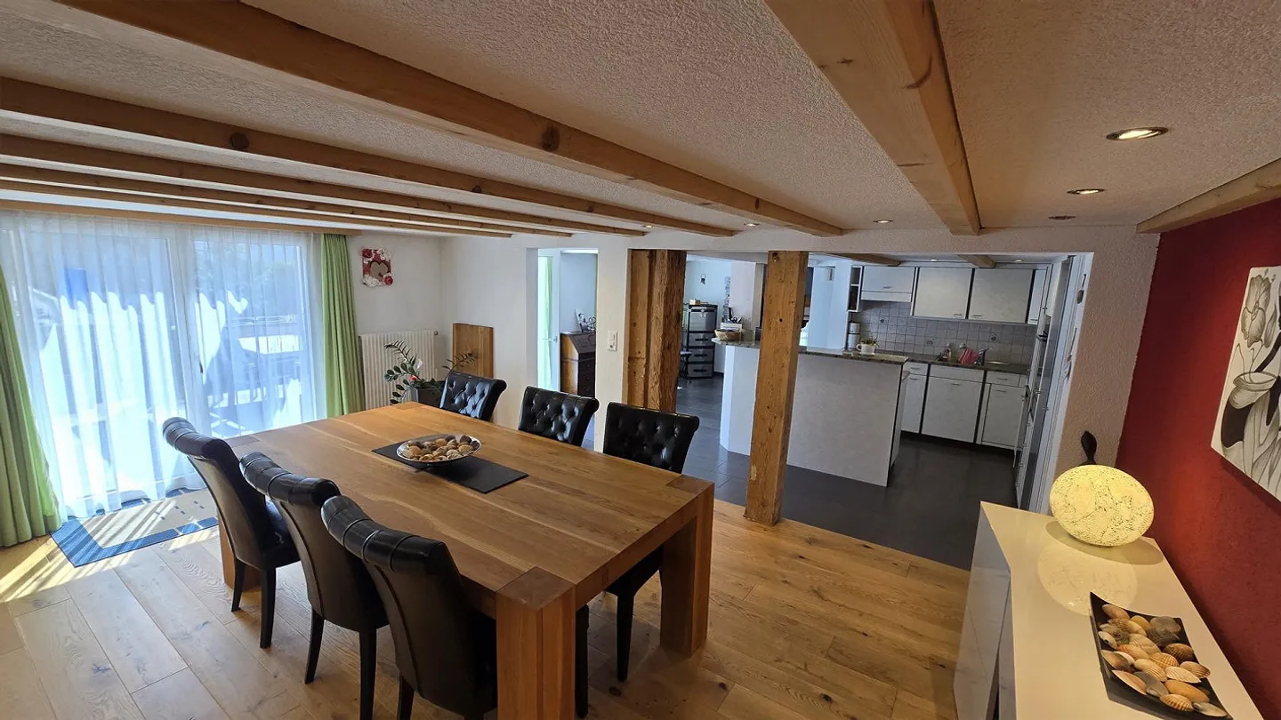 Maison individuelle de 5 pièces – Vivre au cœur du village de Bönigen - Photo 8 sur 21