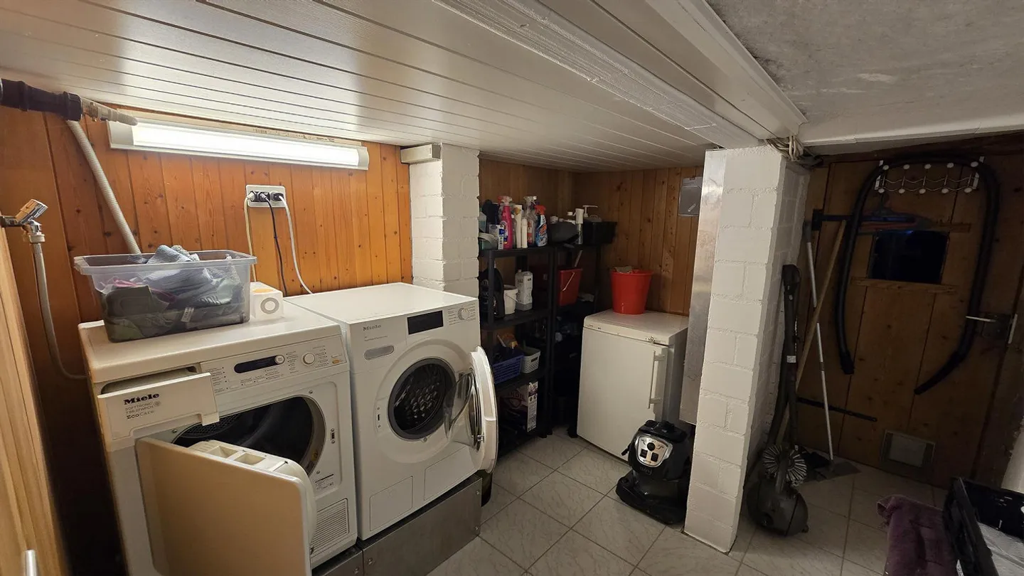 Maison individuelle de 5 pièces – Vivre au cœur du village de Bönigen - Photo 19 sur 21