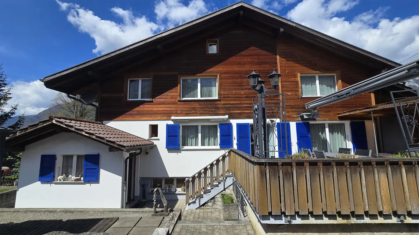 Maison individuelle de 5 pièces – Vivre au cœur du village de Bönigen - Photo 20 sur 21