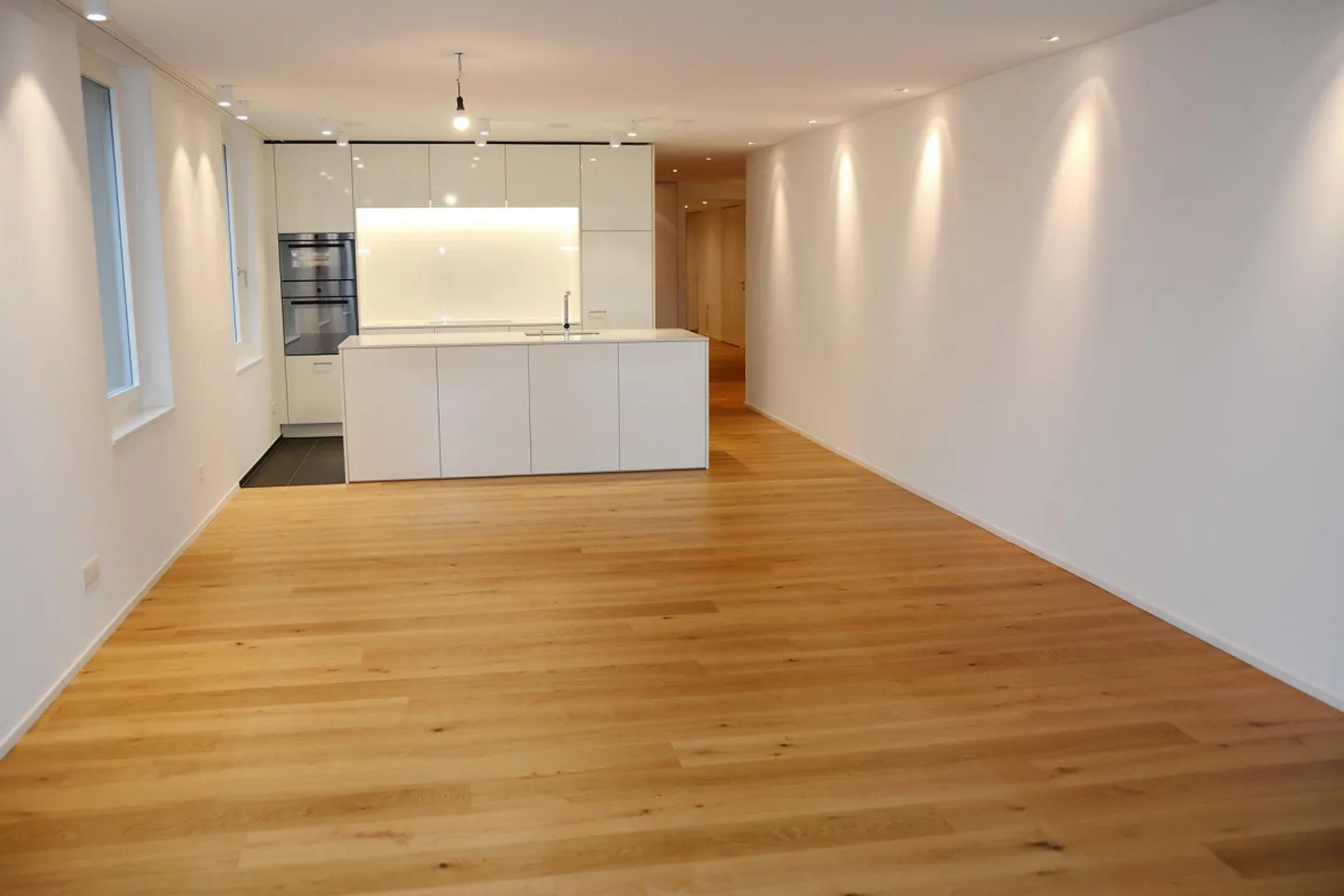 Appartement 5.5 pièces au centre de Zug - Photo 2 sur 20