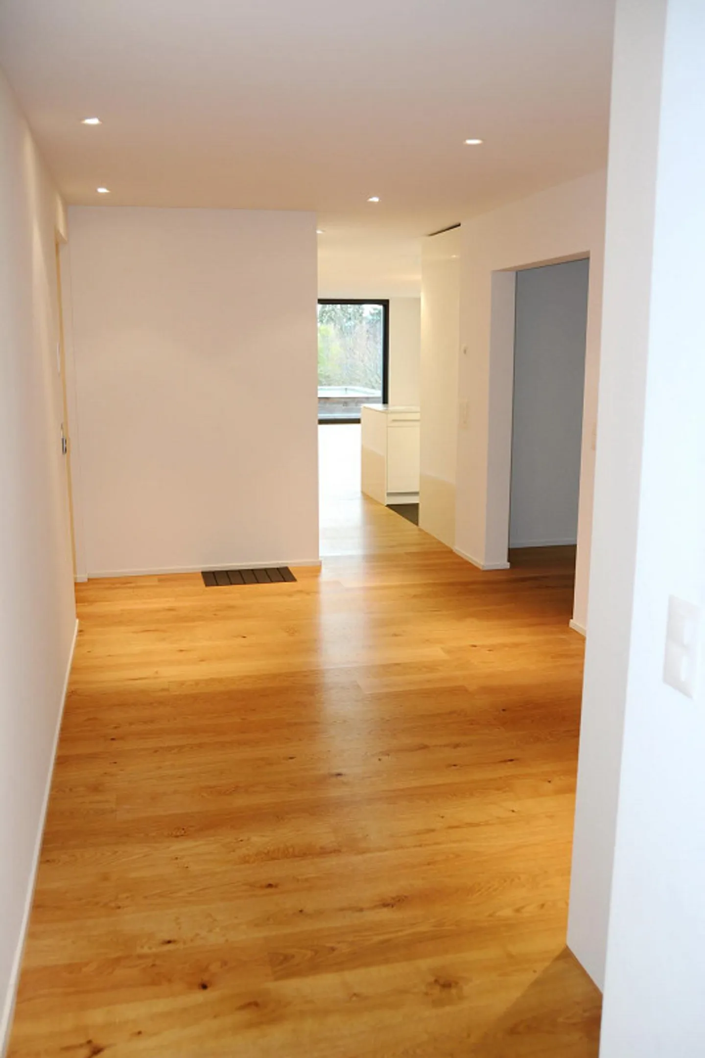 Appartement 5.5 pièces au centre de Zug - Photo 3 sur 20