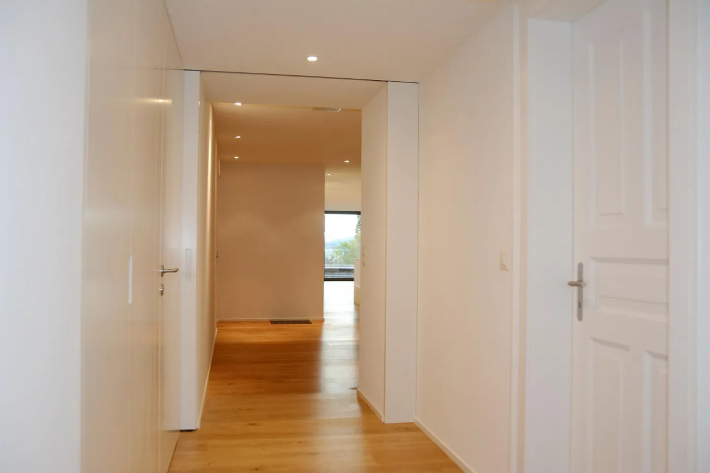 Appartement 5.5 pièces au centre de Zug - Photo 16 sur 20
