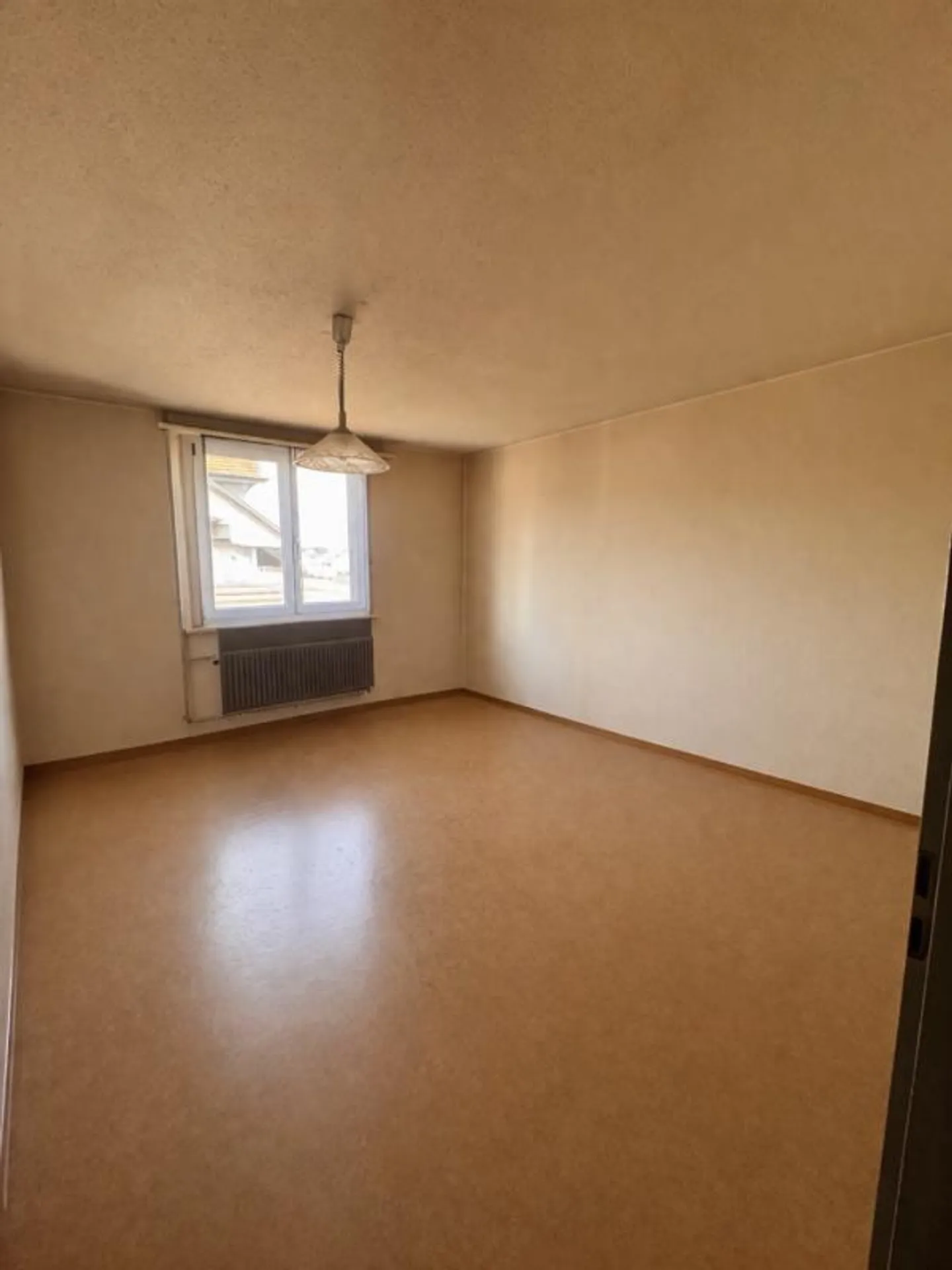 Appartement 2.5 pièces abordable cherche nouveaux locataires - Photo 5 sur 6