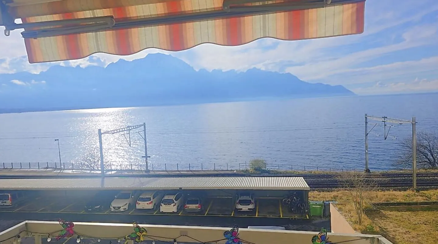 Bel appartement de 4,5 pièces à Veytaux - Photo 1 sur 5