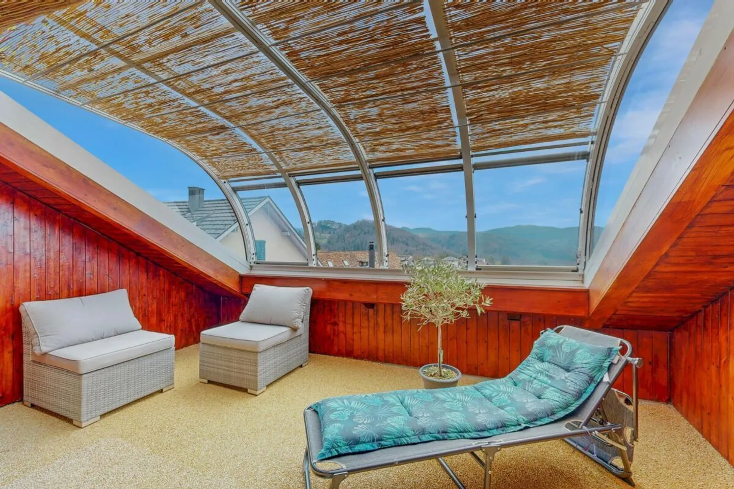 Gioiello ben curato con molti vantaggi - Foto 11 di 18