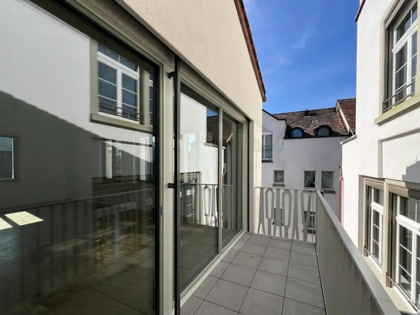 LOFT exclusif de 3.5 pièces qui inspire - en plein cœur de la vieille ville! - Photo 7 sur 12