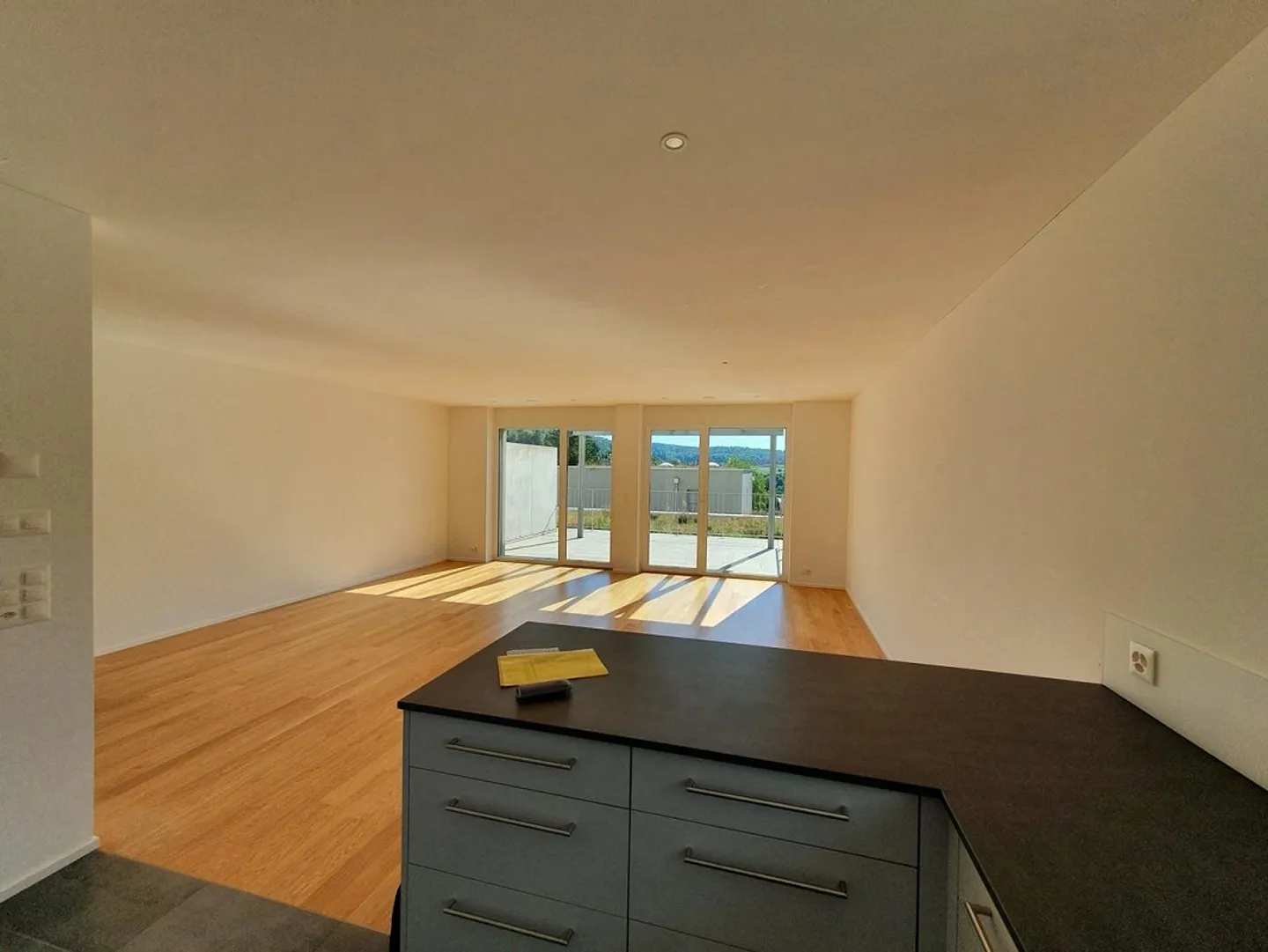 Your house on the south slope with terrace and garden - Photo 3 of 13