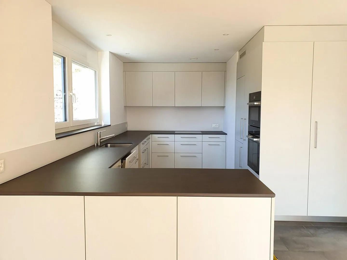 Your house on the south slope with terrace and garden - Photo 6 of 13