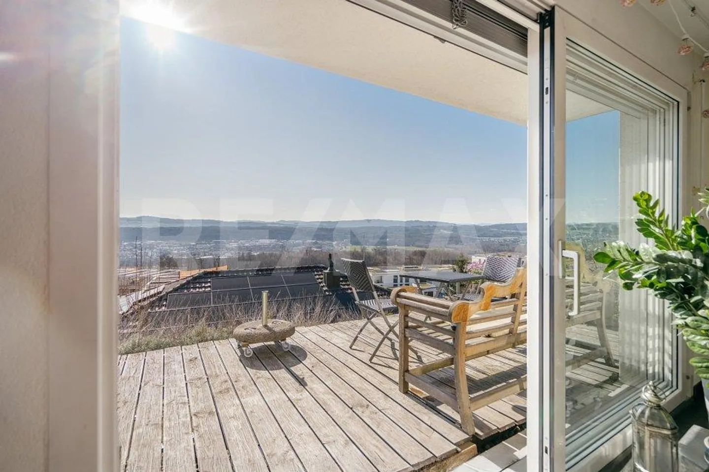 Sole e vista panoramica: Casa unifamiliare con appartamento separato - Foto 13 di 13