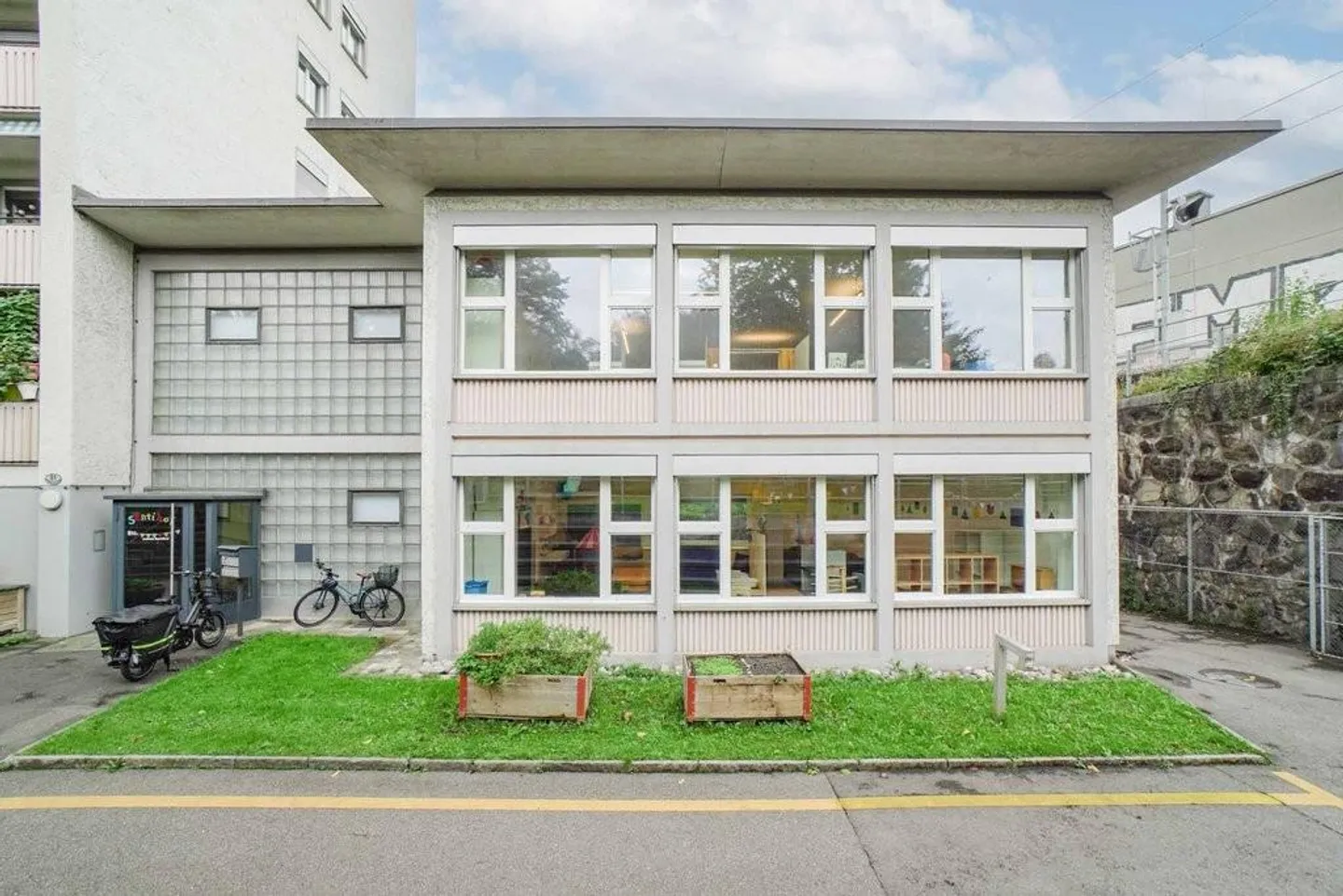 Espace commercial polyvalent à Lucerne - Photo 1 sur 7