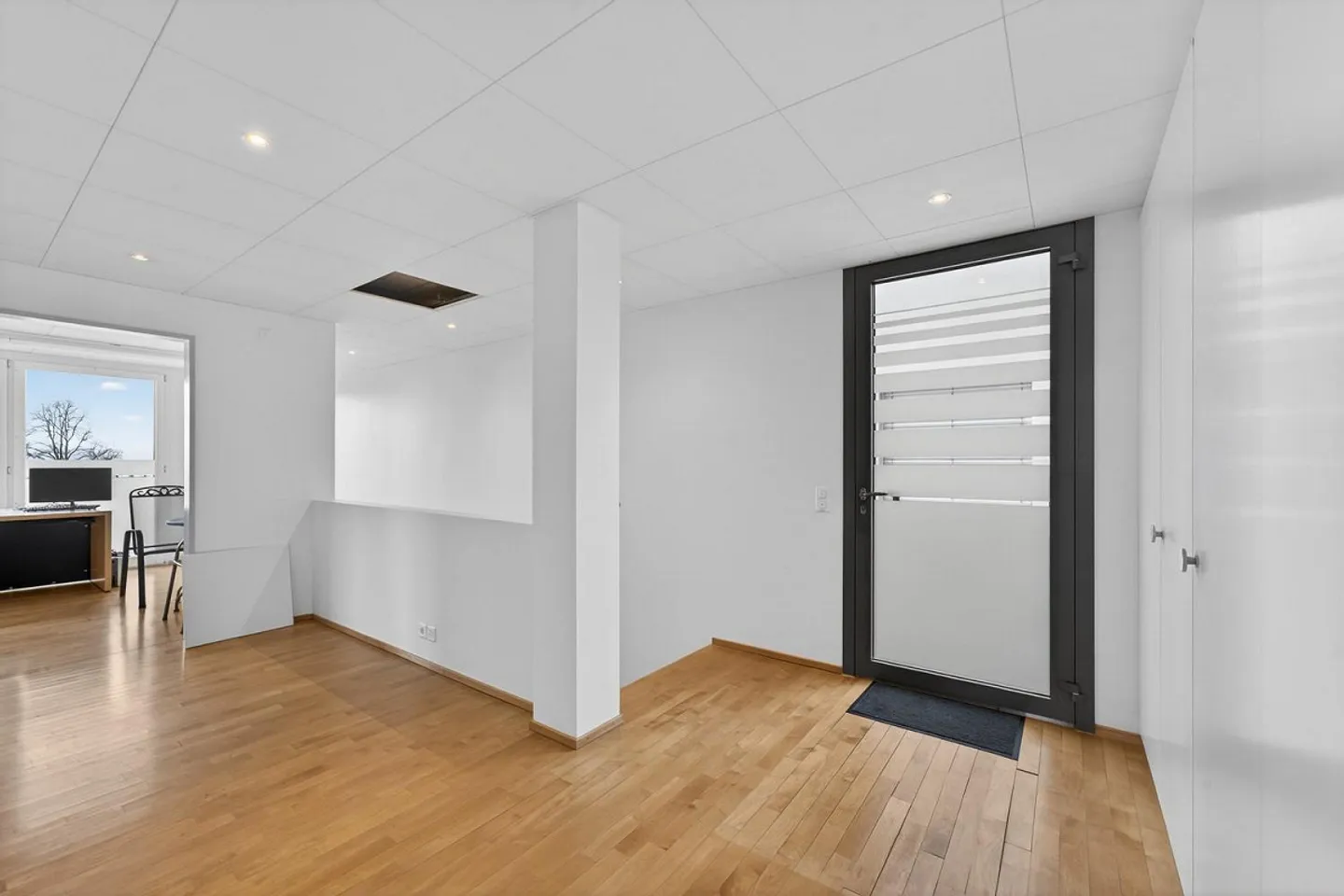 Propriété de bureau ou de cabinet attrayante à Hergiswil polyvalente n... - Photo 10 sur 13