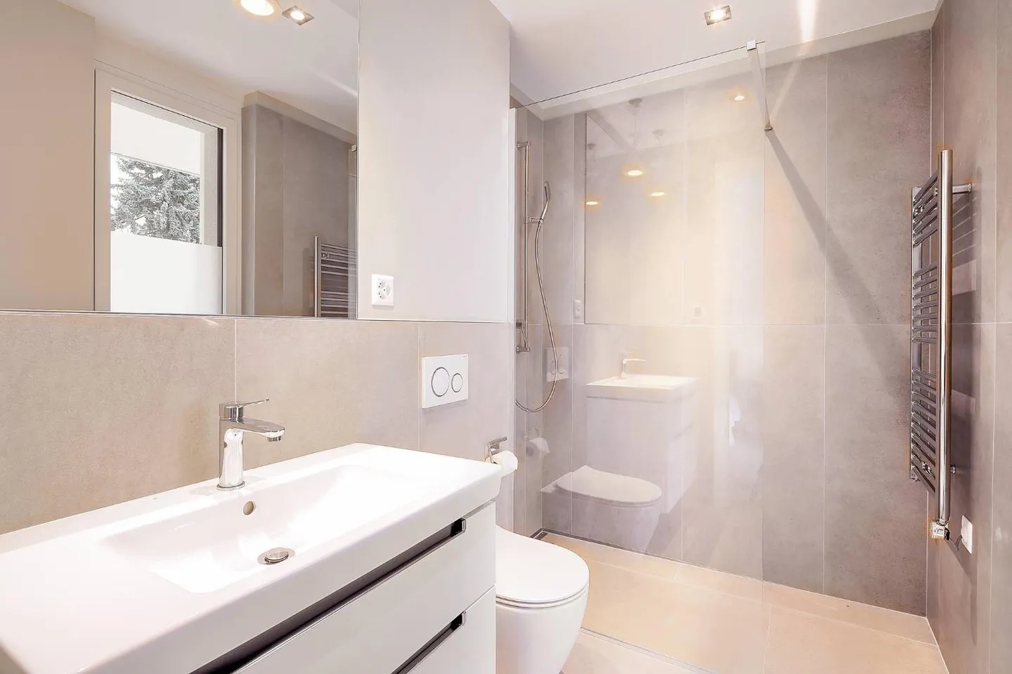Wunderschöne 3,5-Zimmer-Wohnung mit privatem Garten - Foto 5 von 8