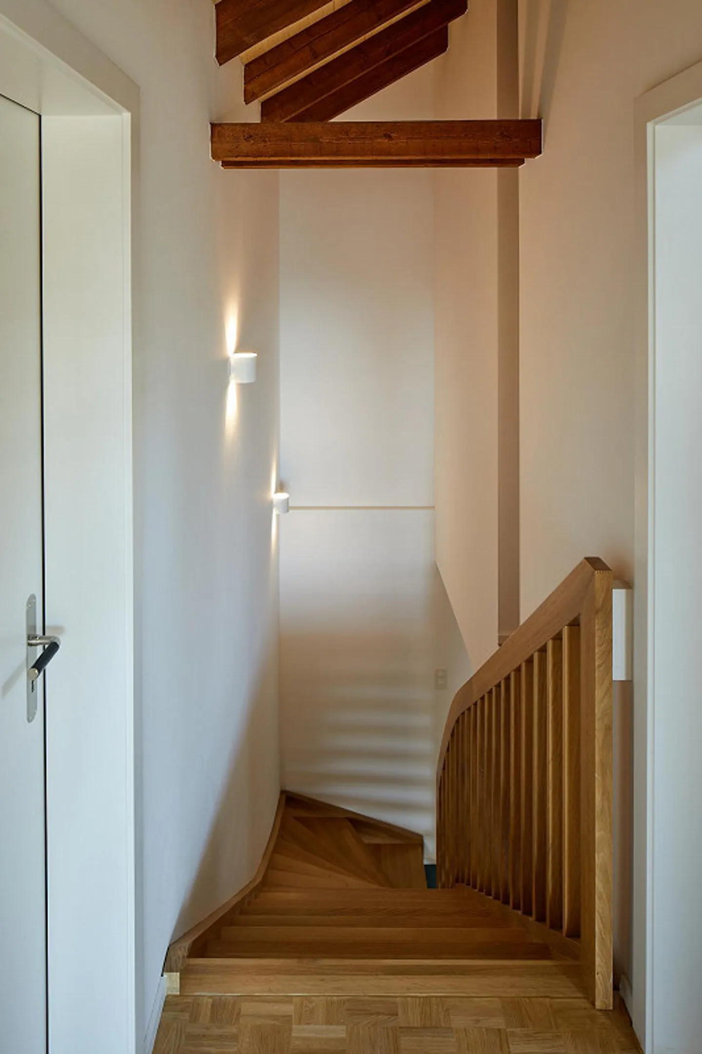 Appartamento duplex esclusivo di 5,5 locali in posizione centrale a Winterthur - Foto 8 di 11