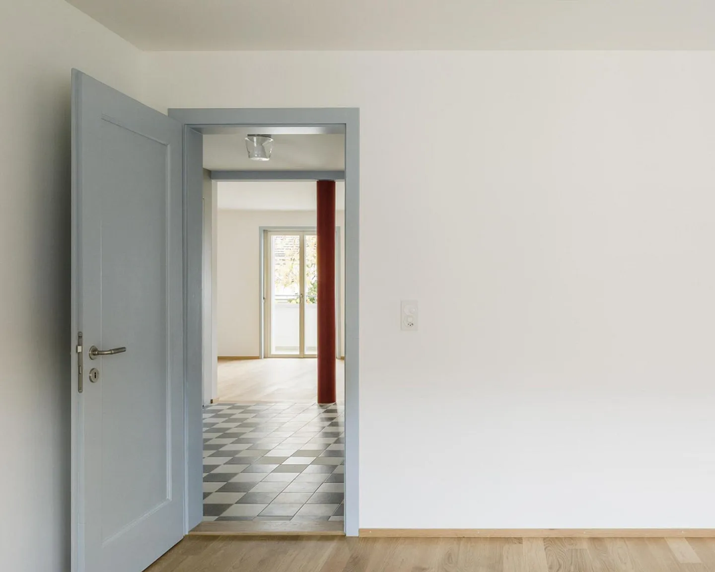 High-quality renovated apartment on the Rhine - Photo 5 of 10