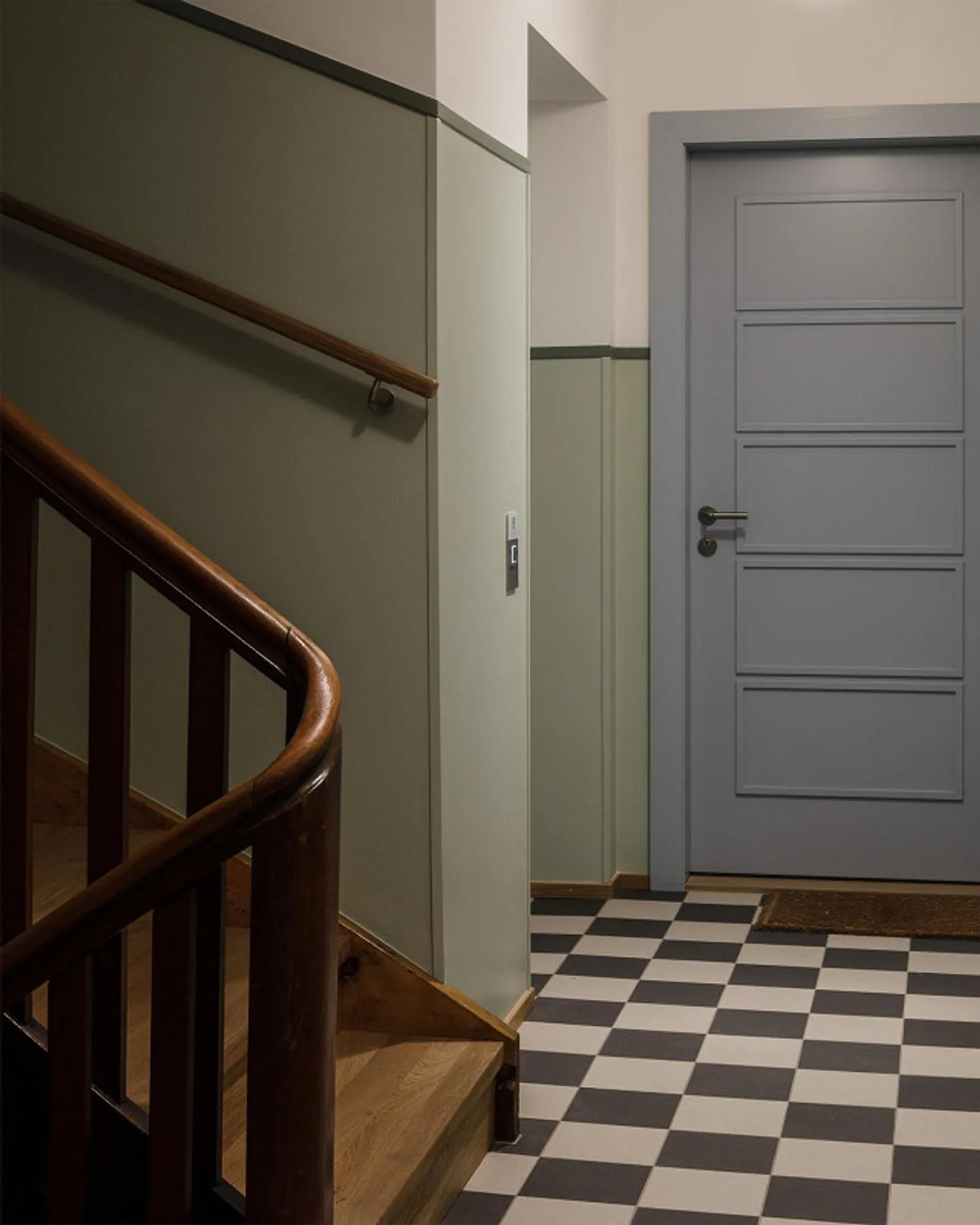High-quality renovated apartment on the Rhine - Photo 8 of 10