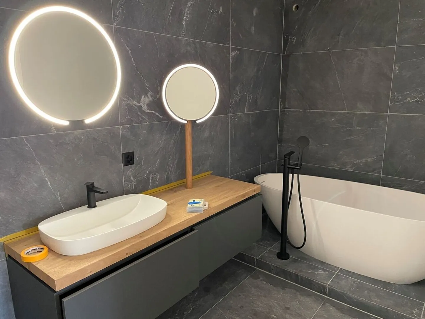 Exclusive 5.5-room apartment - modern living at the highest level - Photo 4 of 9