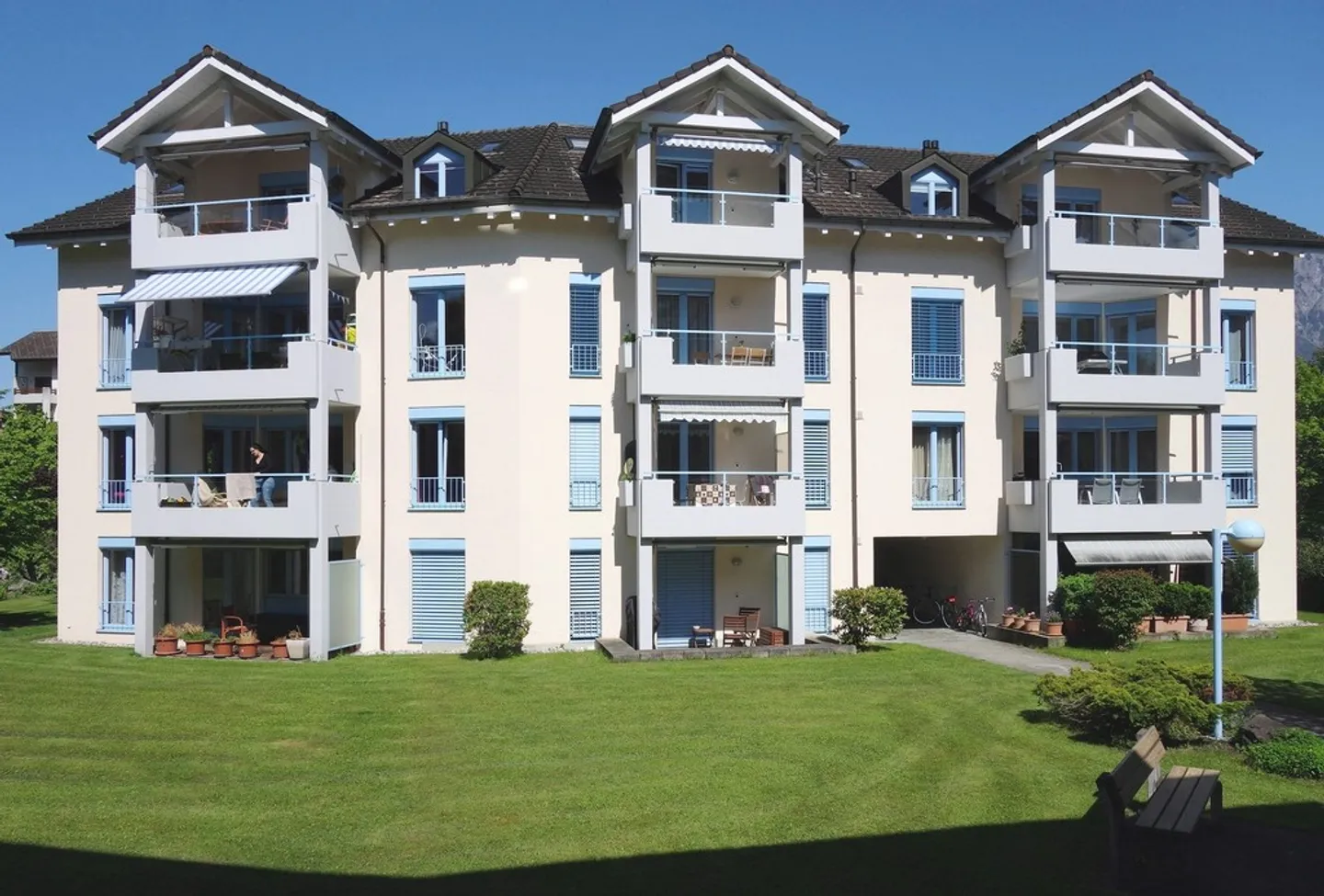 Appartement à louer - Photo 2 sur 8