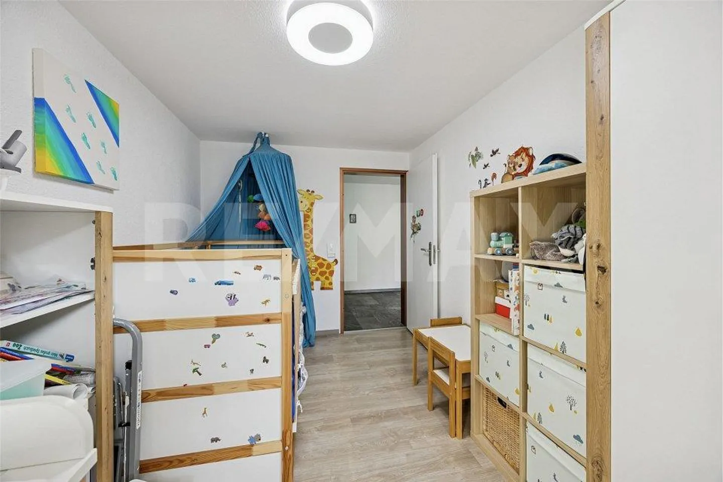 Teilrenoviertes Einfamilienhaus - Foto 7 von 13