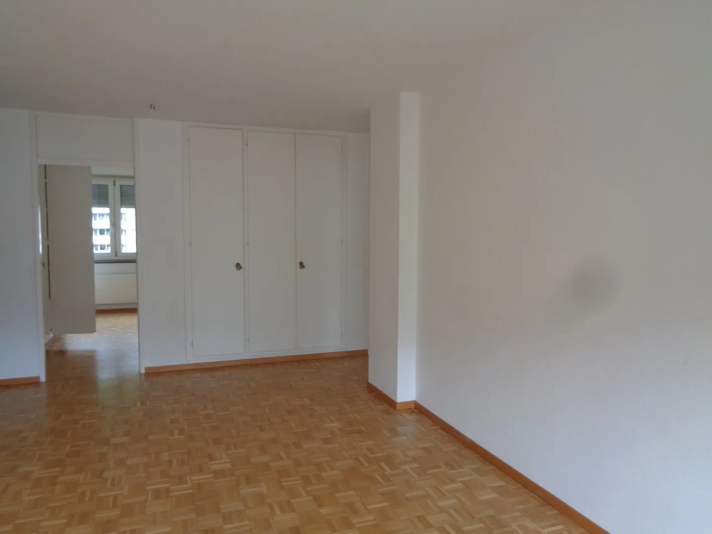 Appartement entre le centre-ville et la gare CFF - Photo 1 sur 14