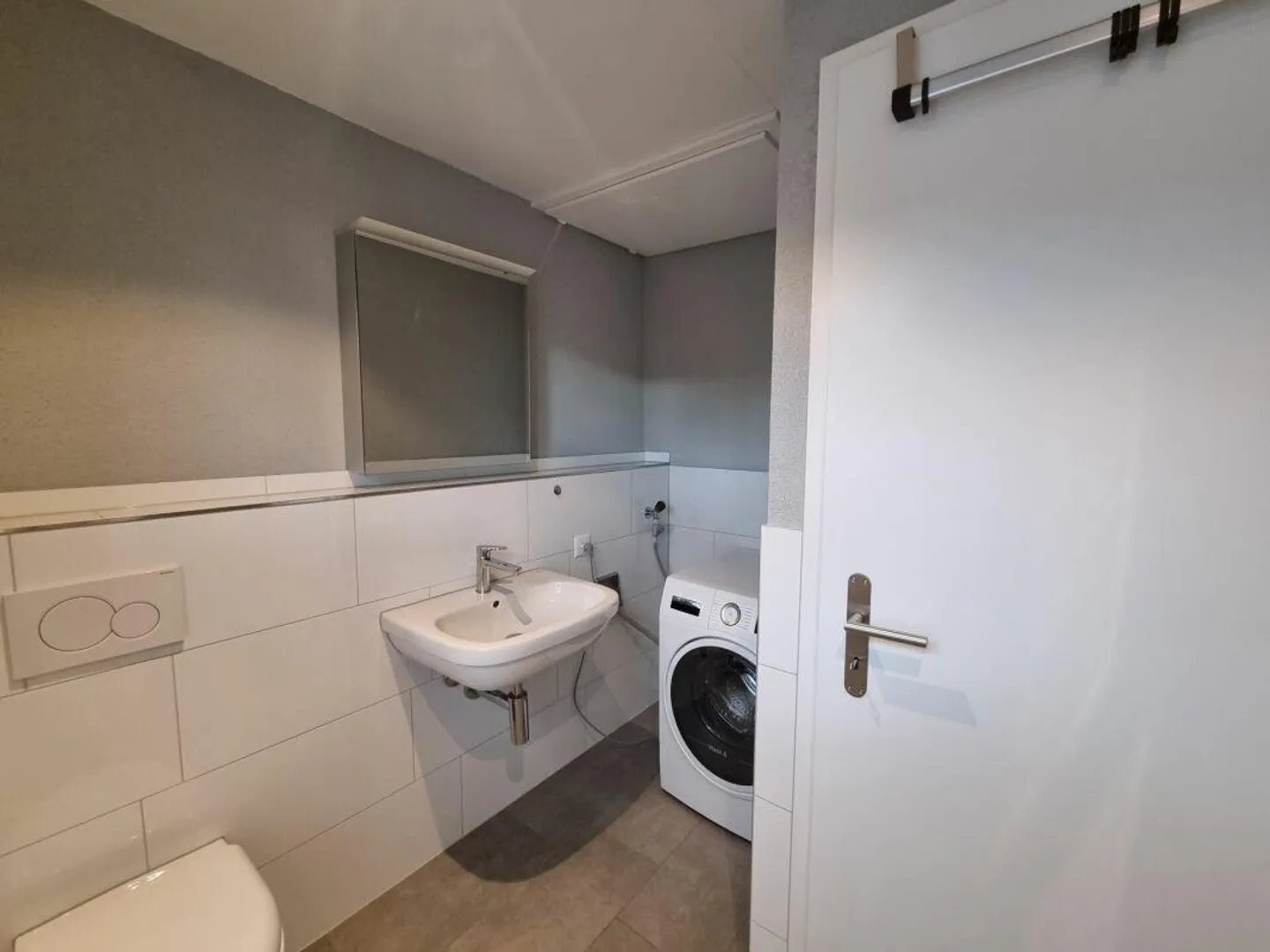 Bijou confortable et moderne dans un emplacement pratique - Photo 5 sur 6