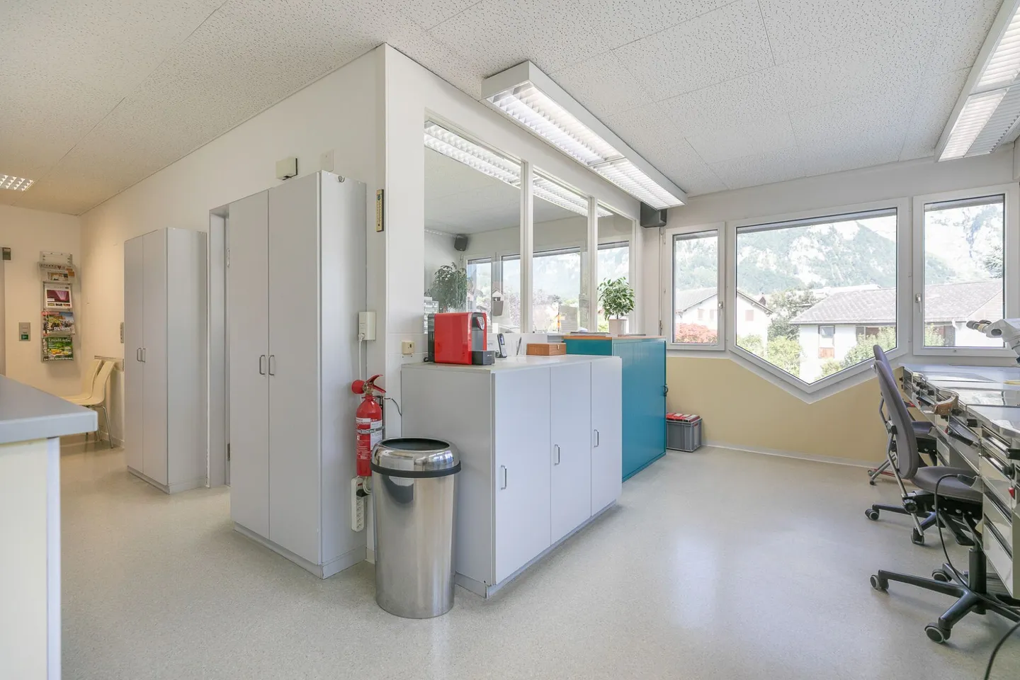 Commercial Property with Studio Apartment - Photo 2 of 13