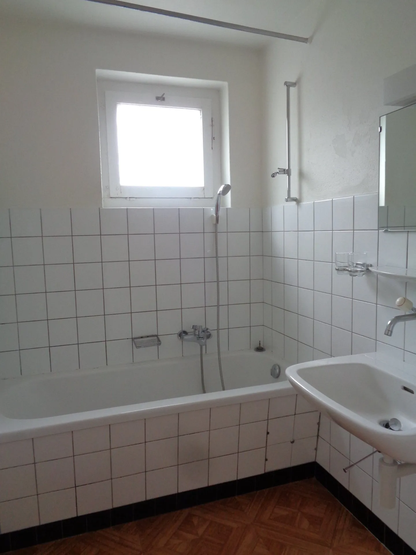 Appartement entre le centre-ville et la gare CFF - Photo 9 sur 14