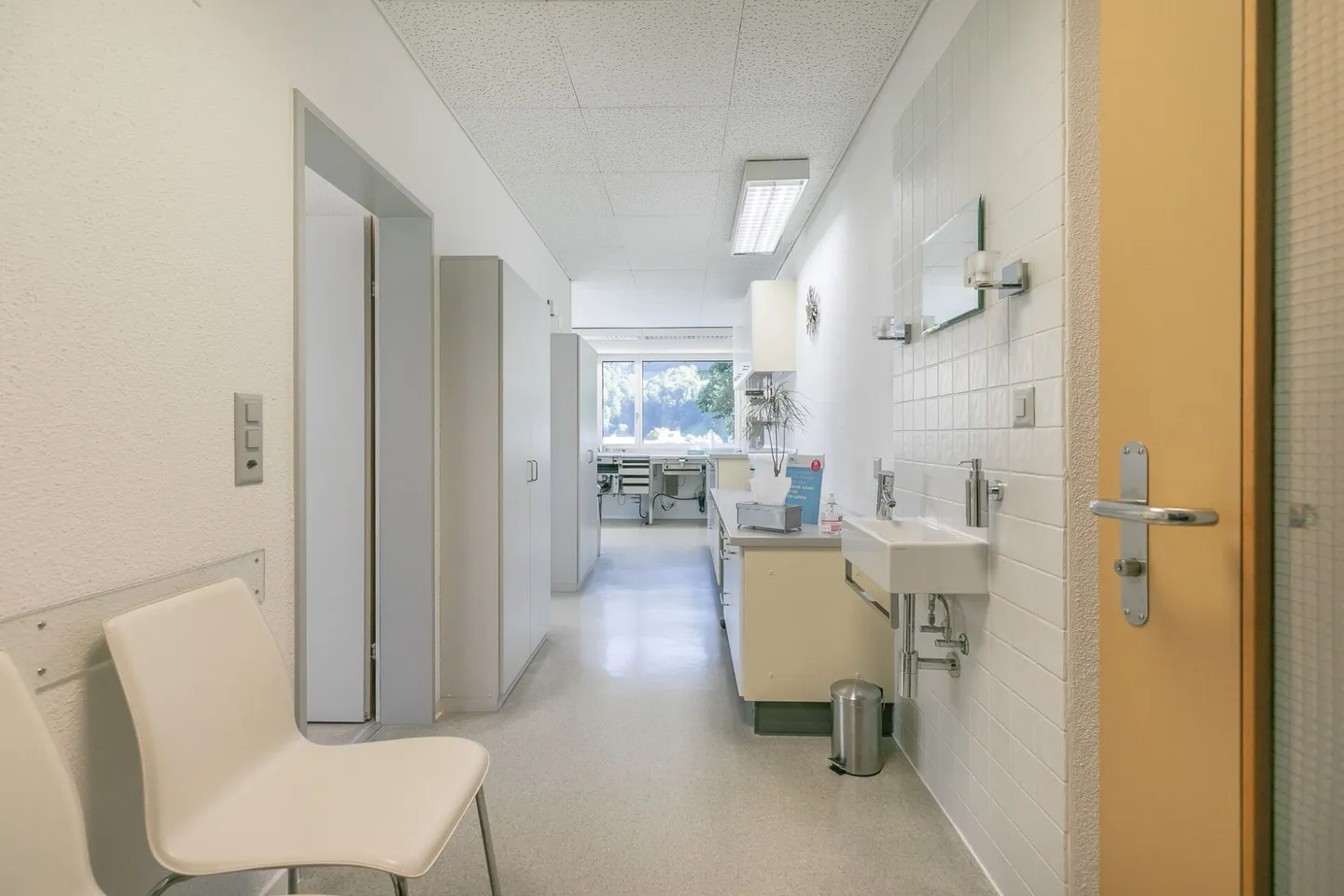 Commercial Property with Studio Apartment - Photo 9 of 13