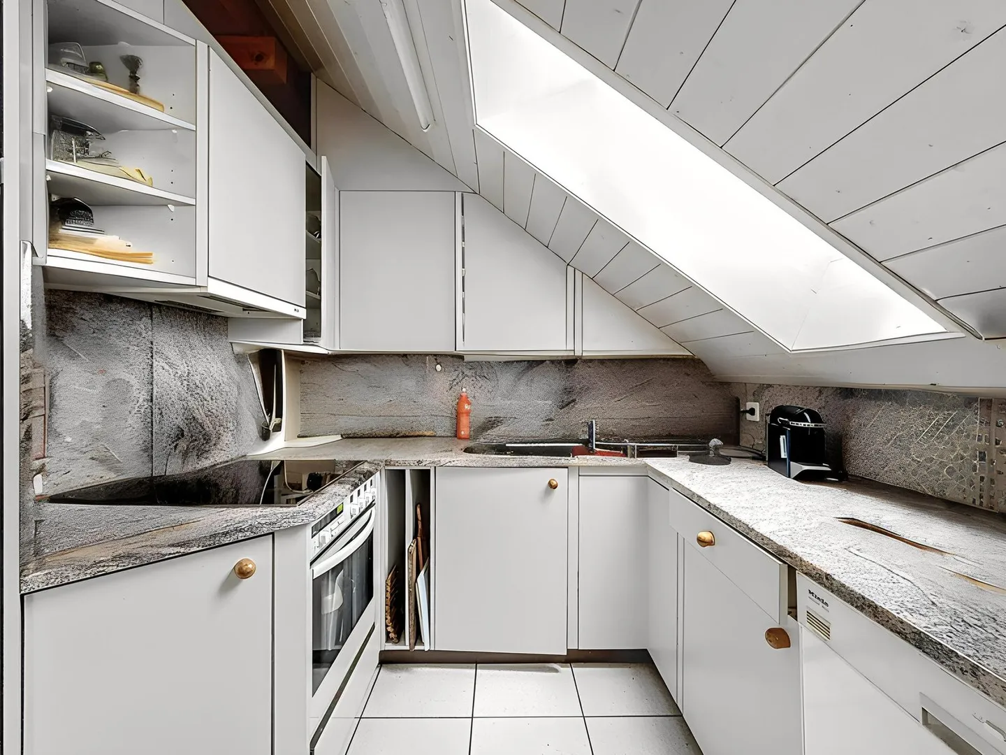 Panorama unique sur le lac et les Alpes - Appartement avec mezzanine et charme particulier - Photo 8 sur 17