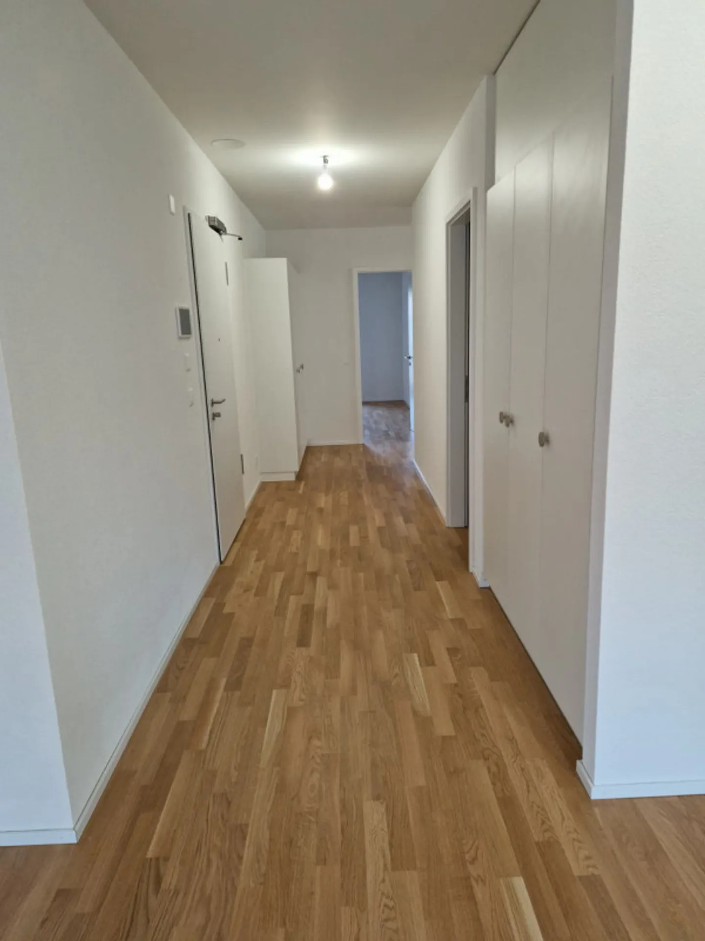 Außergewöhnliche Wohnung im Quartier de l'Étang - Photo 10 sur 13