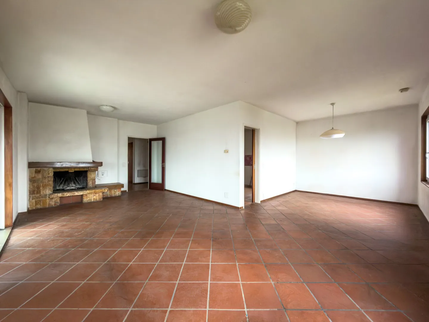 Einfamilienhaus mit Garten in Morbio Superiore - Foto 1 von 6