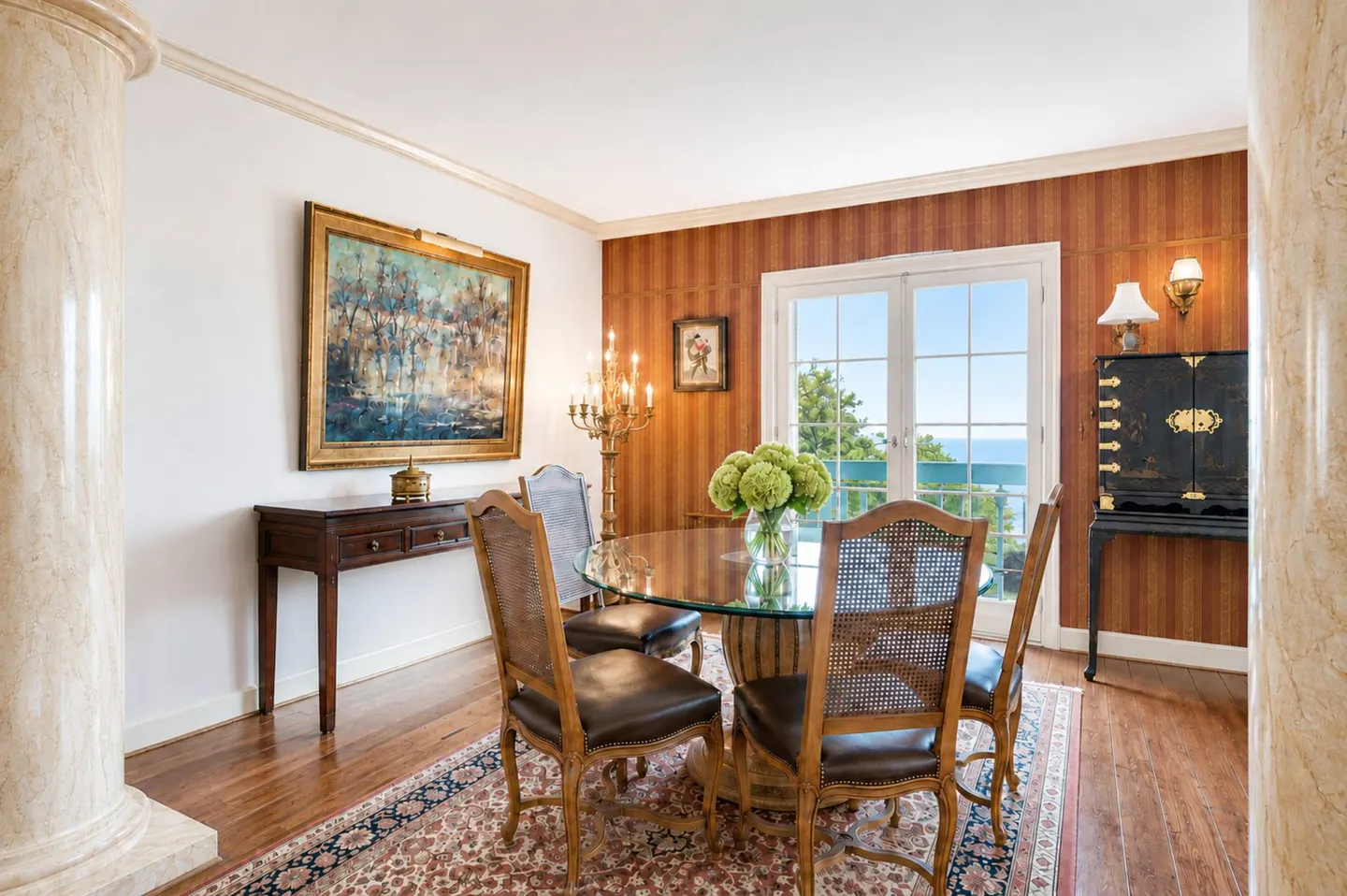 Appartamento di Lusso con Vista Lago - Foto 4 di 13