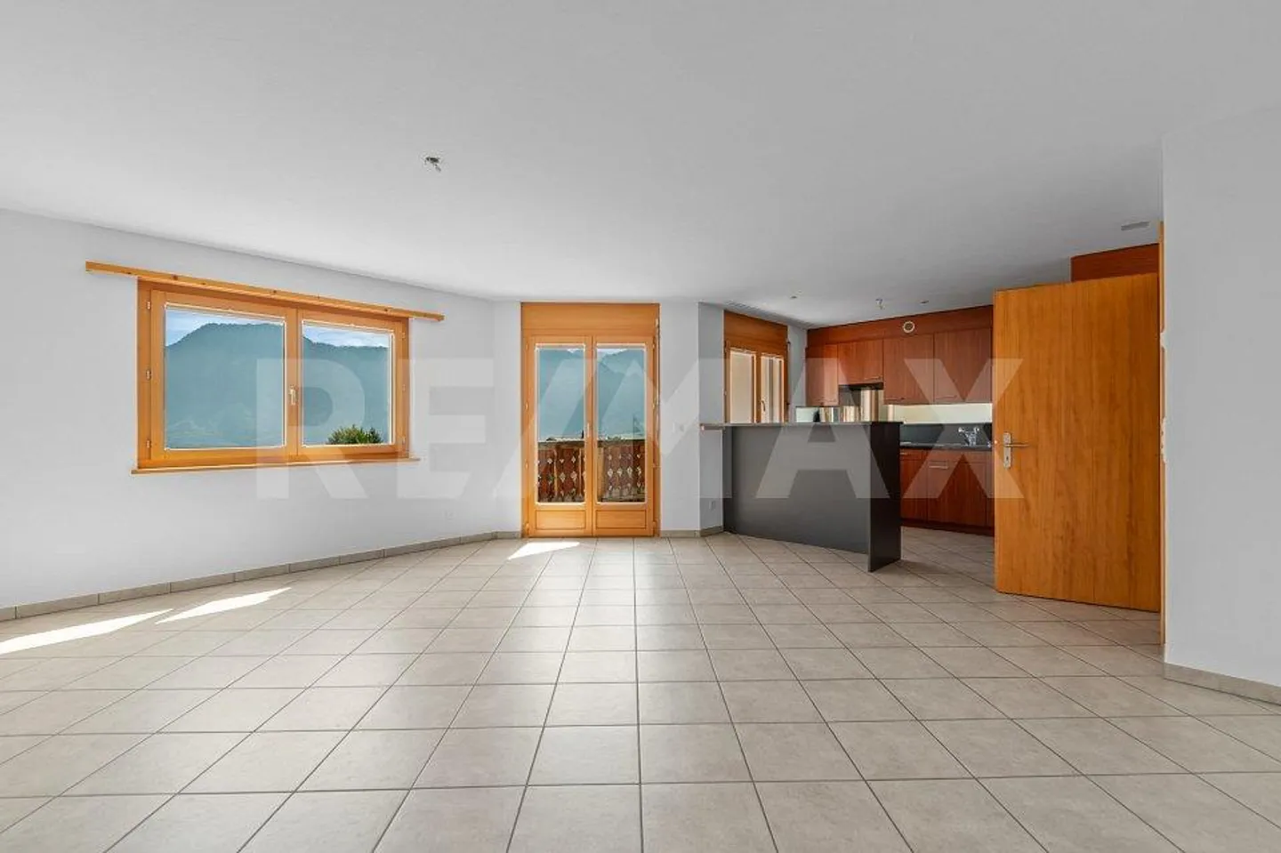 Appartement moderne de 2½ pièces avec vue imprenable à Mastrils - Photo 4 sur 6