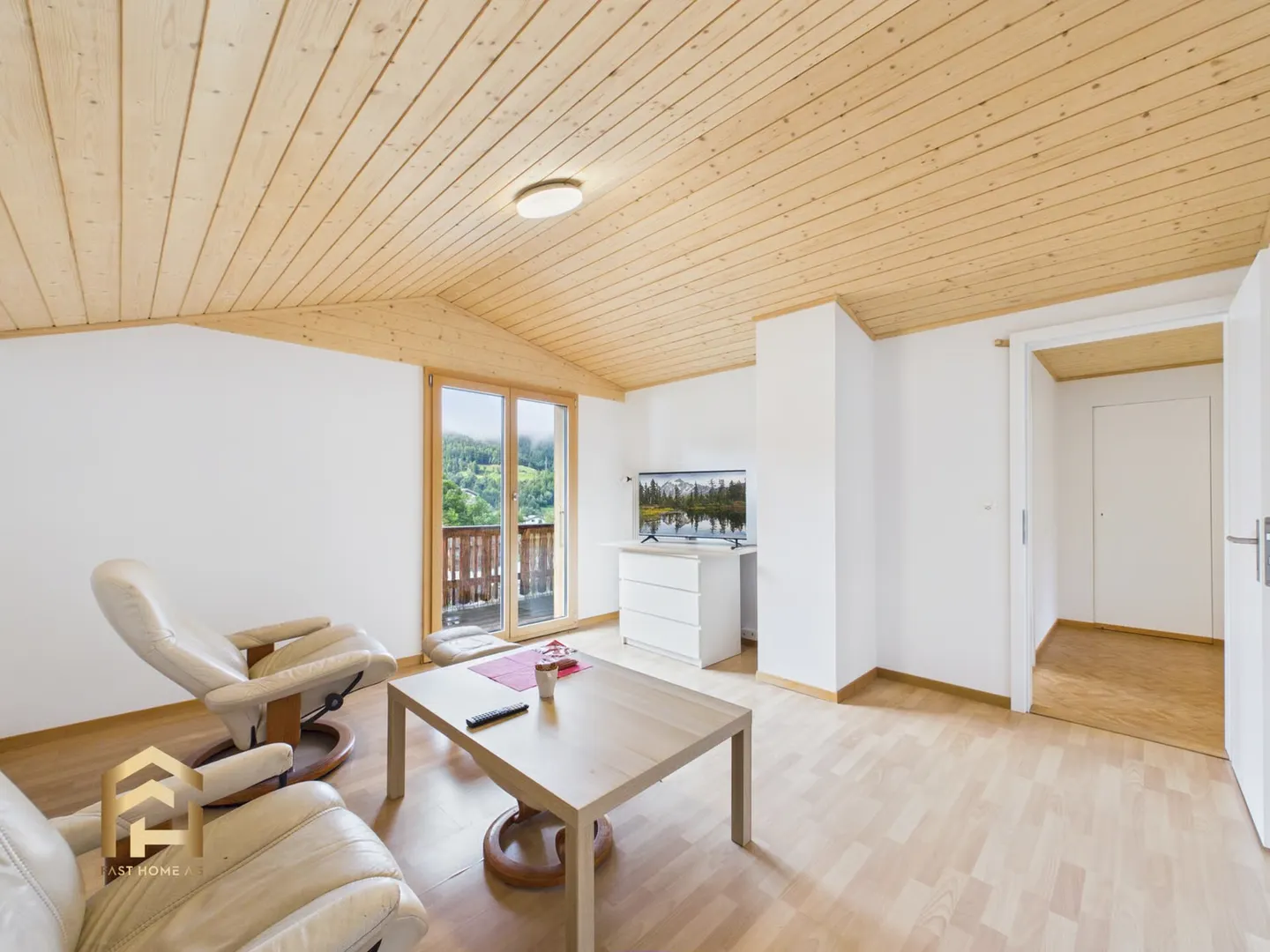 Partially renovated chalet with 4 residential units for sale in Bürchen - Photo 10 of 13