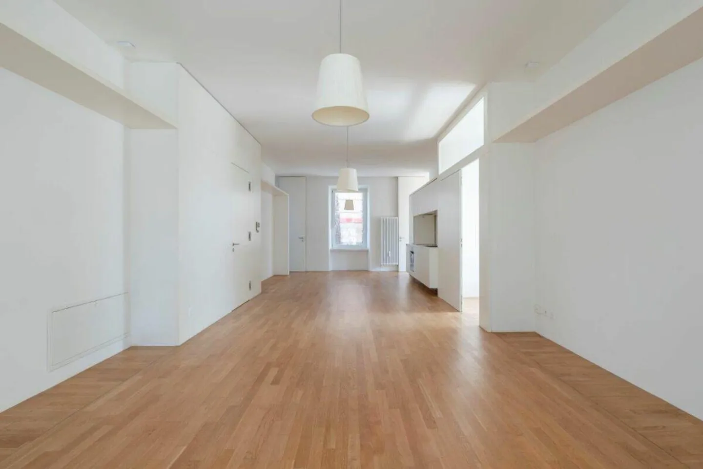 5.5 pièces dans un bâtiment historique - Photo 6 sur 7