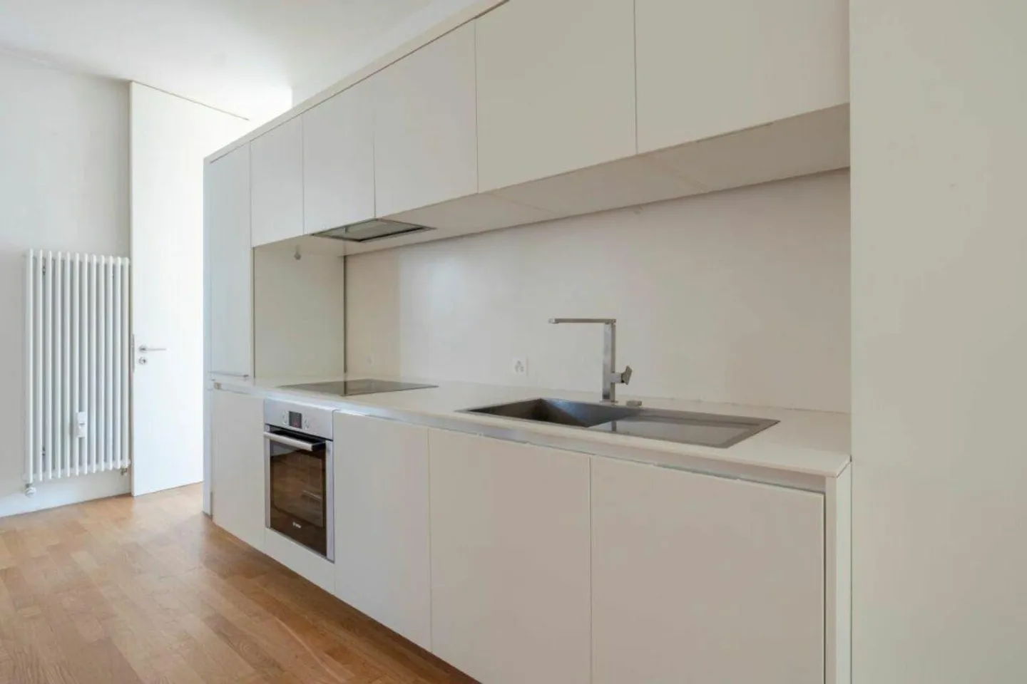 5.5 pièces dans un bâtiment historique - Photo 4 sur 7